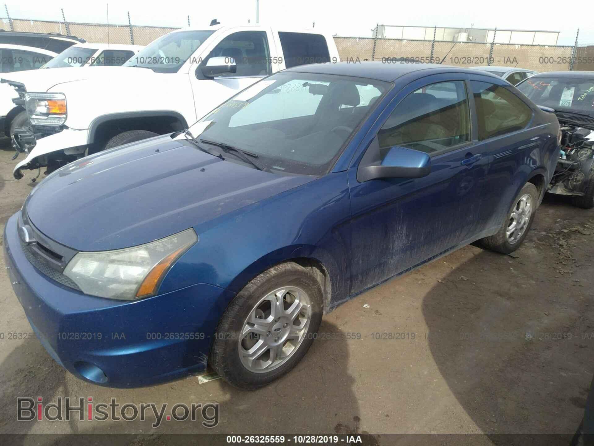 2009 FORD FOCUS - VIN: 1FAHP32N39W182897 - Фото 2
