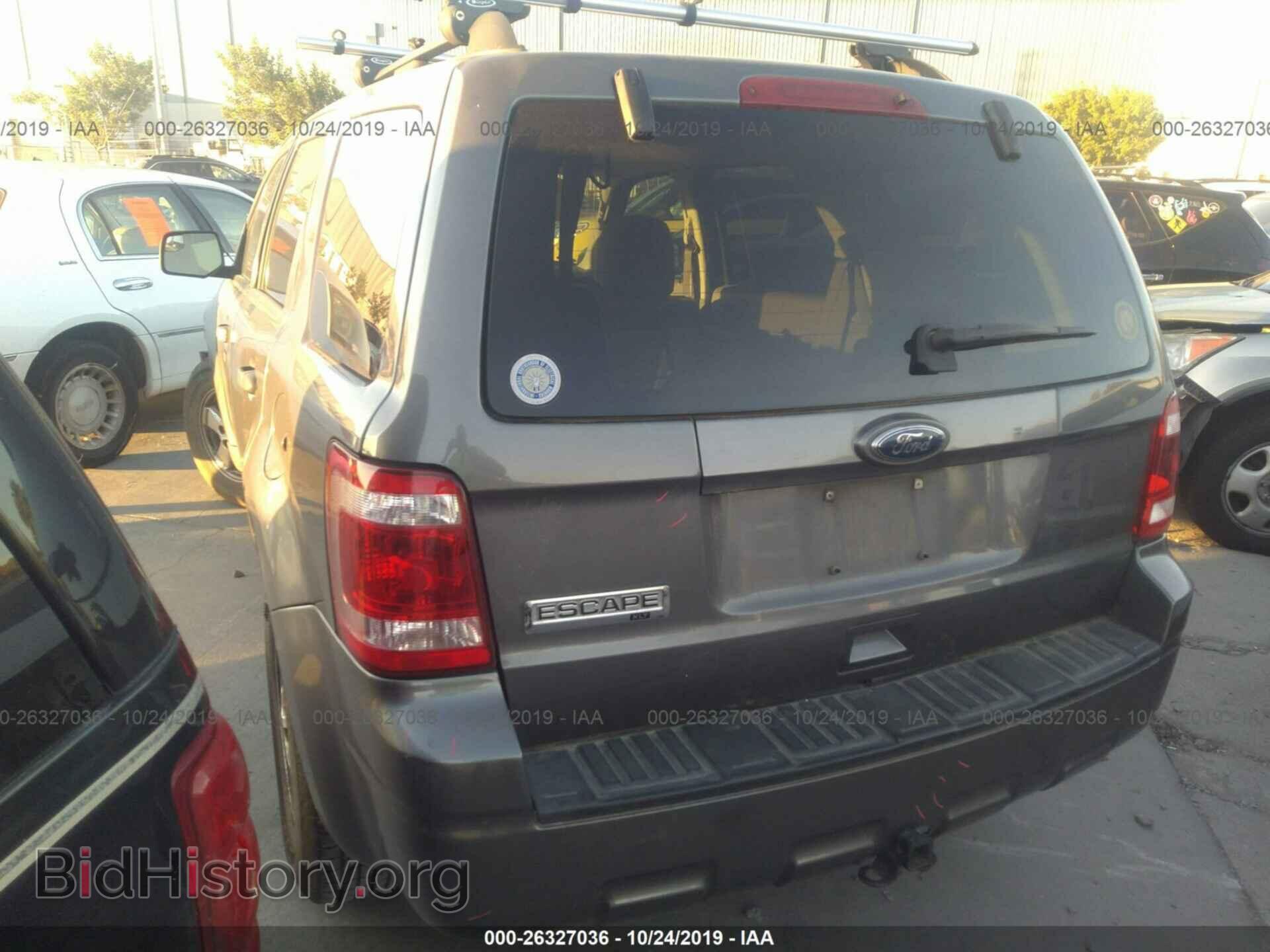 2011 FORD ESCAPE - VIN: 1FMCU0D71BKA62311 - Фото 3