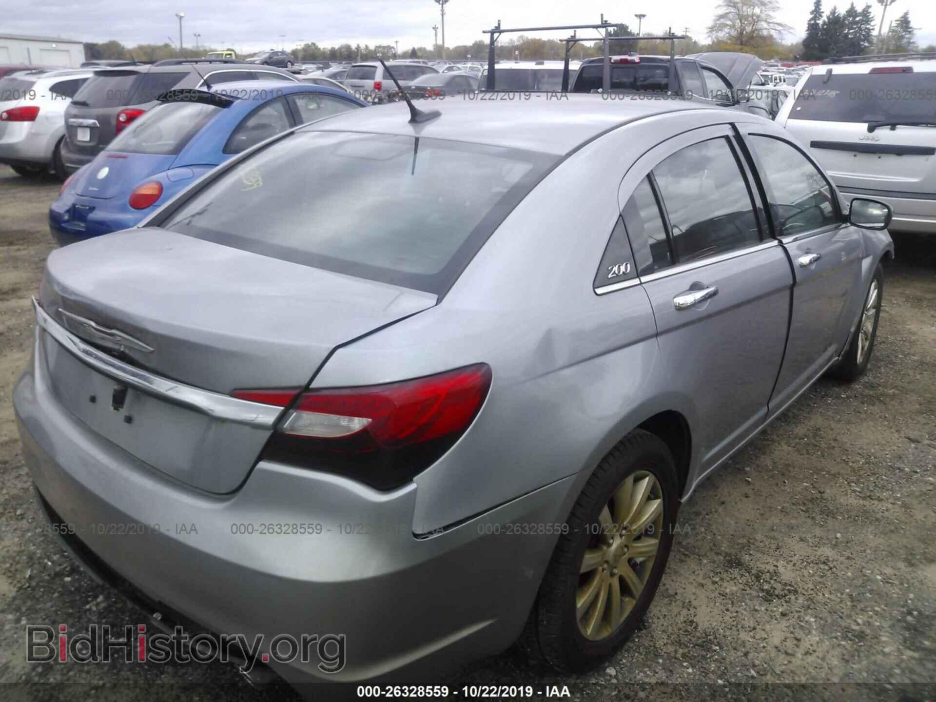 2013 CHRYSLER 200 - VIN: 1C3CCBCG8DN574335 - Photo 4