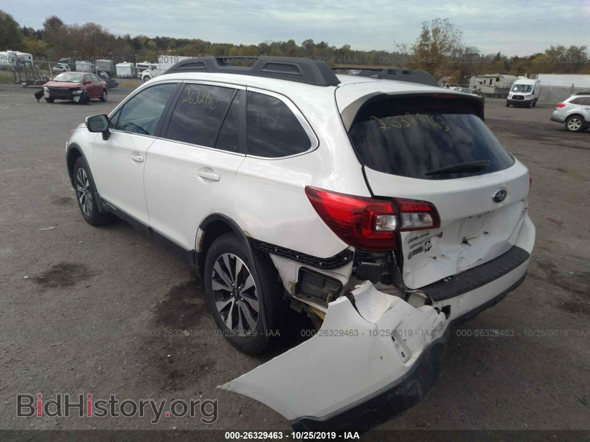 2015 SUBARU OUTBACK - VIN: 4S4BSANC0F3300040 - Фото 3