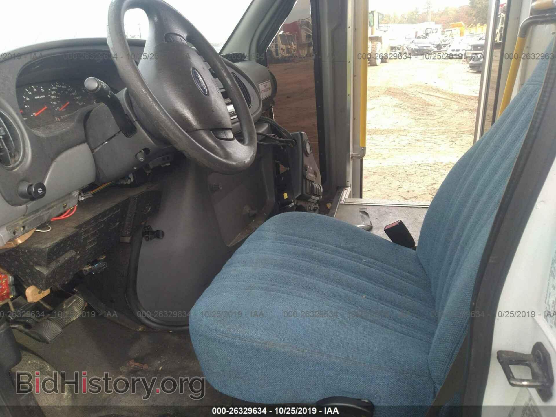 2008 FORD ECONOLINE - VIN: 1FD4E45P88DB05384 - Фото 5