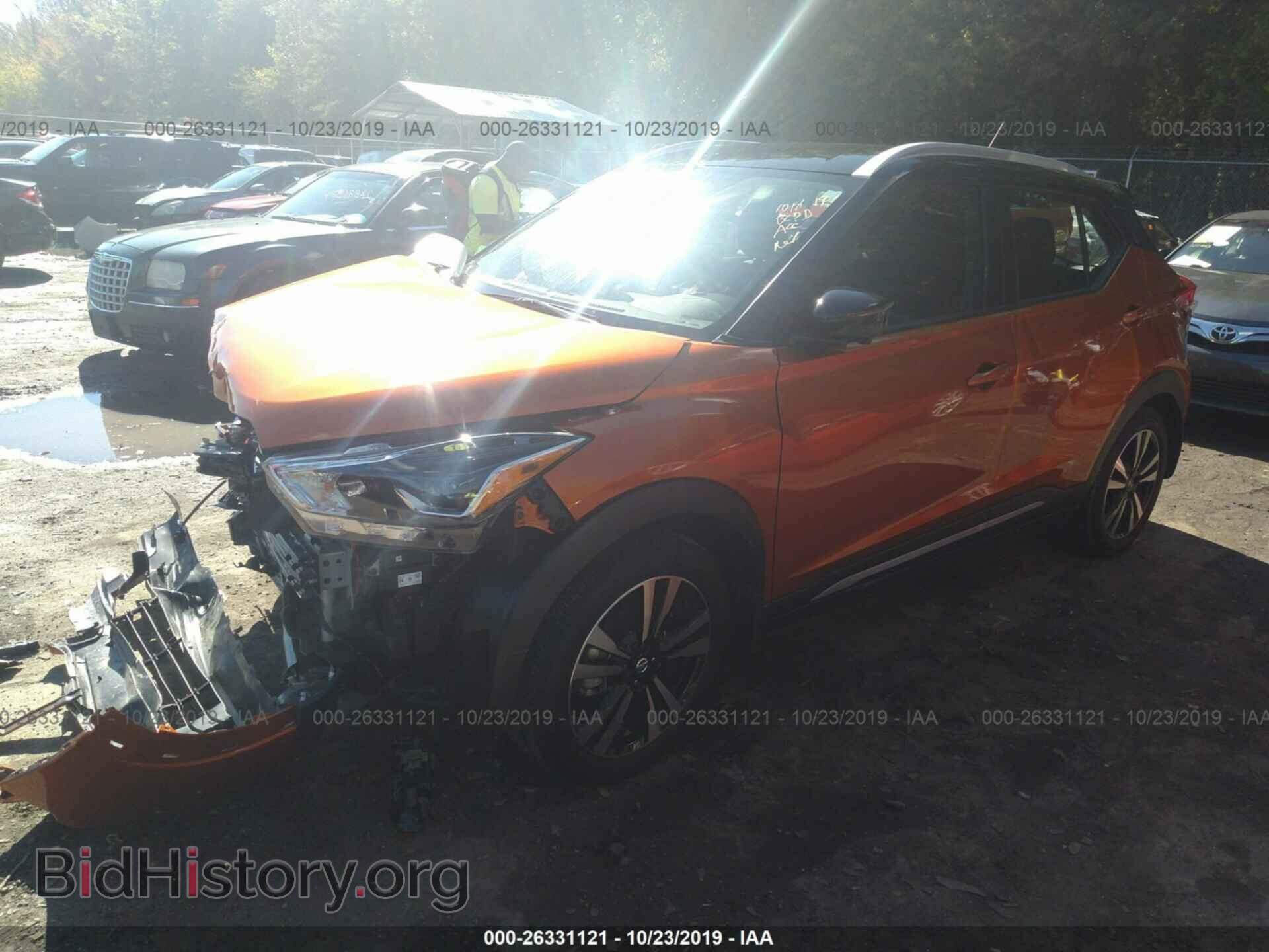 2019 NISSAN KICKS - VIN: 3N1CP5CU3KL542173 - Фото 2