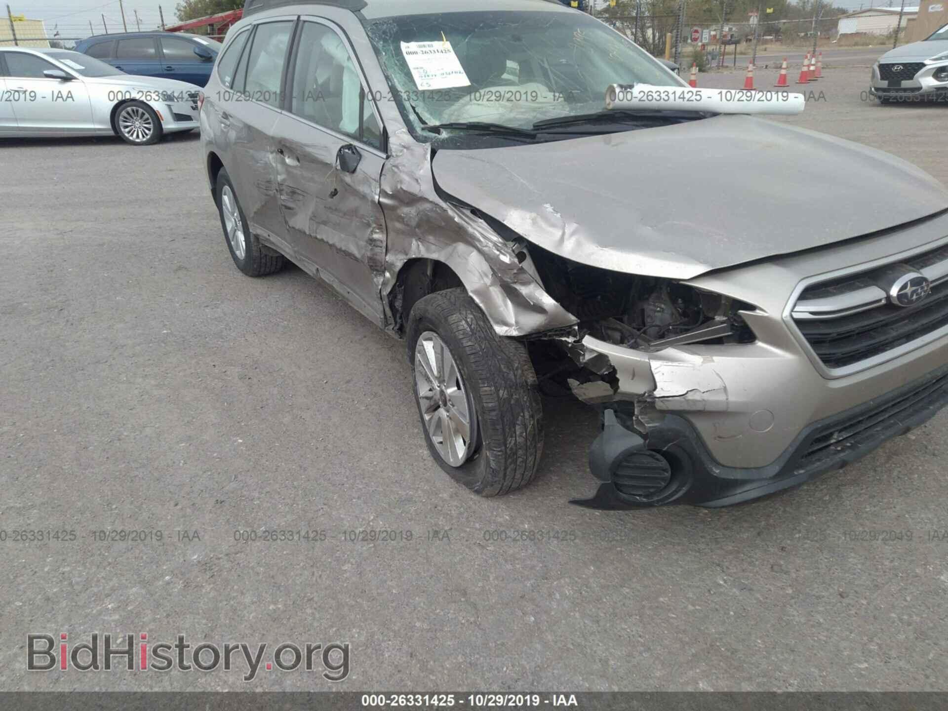 2018 Subaru Outback - VIN: 4S4BSAAC0J3382995 - Фото 6
