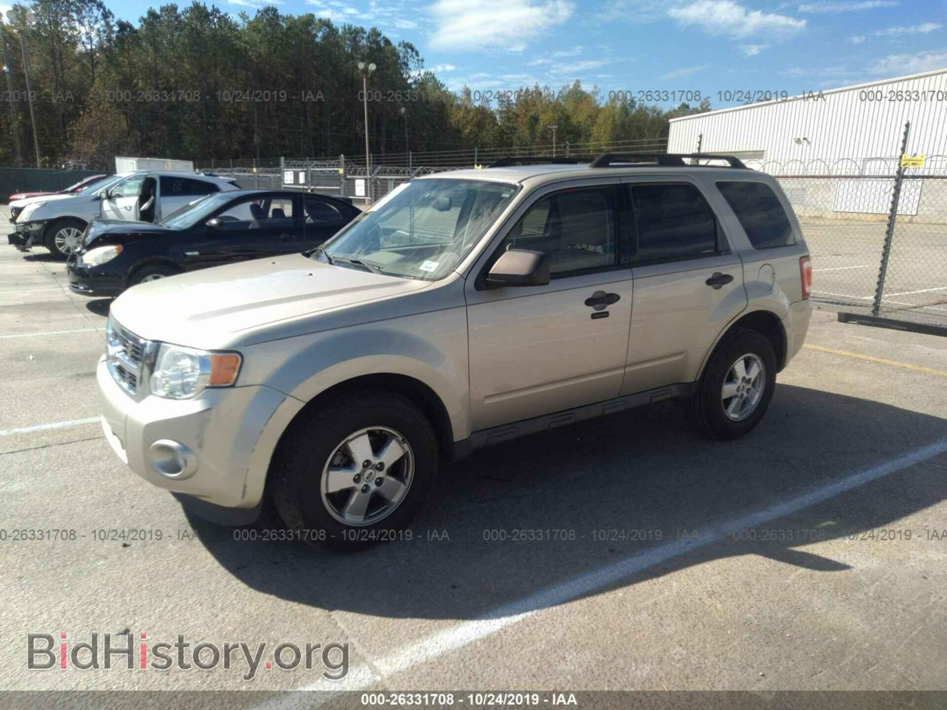 2011 FORD ESCAPE - VIN: 1FMCU9DG3BKB18222 - Фото 2
