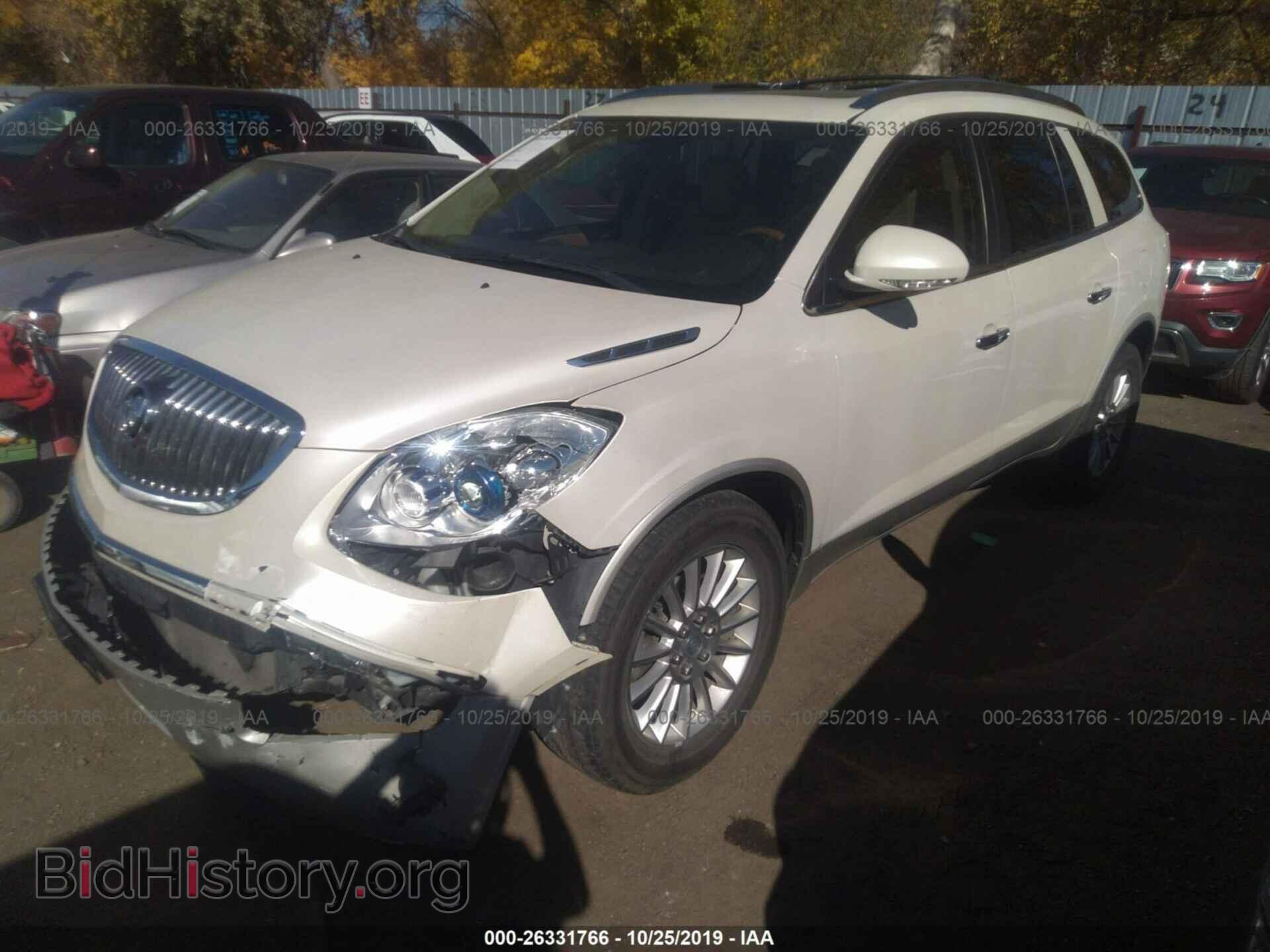 2011 BUICK ENCLAVE - VIN: 5GAKVBED1BJ351208 - Фото 2