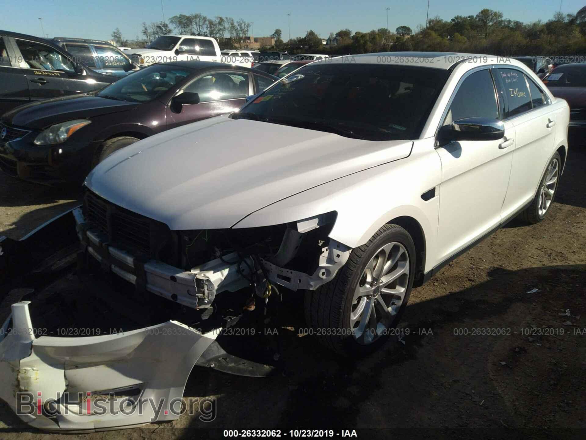 2014 FORD TAURUS - VIN: 1FAHP2F82EG110334 - Photo 2