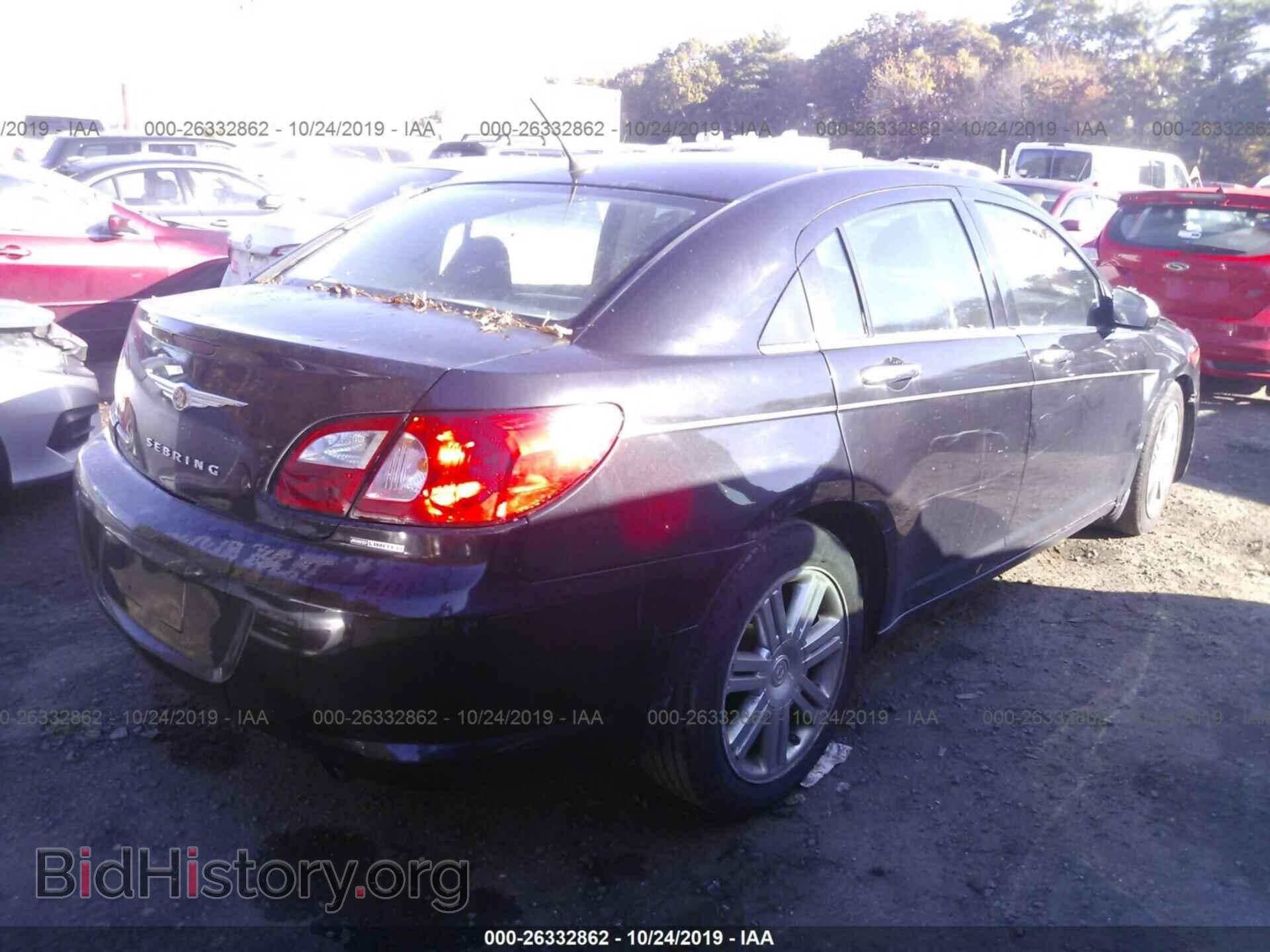 2008 CHRYSLER SEBRING - VIN: 1C3LD66M28N204221 - Фото 4