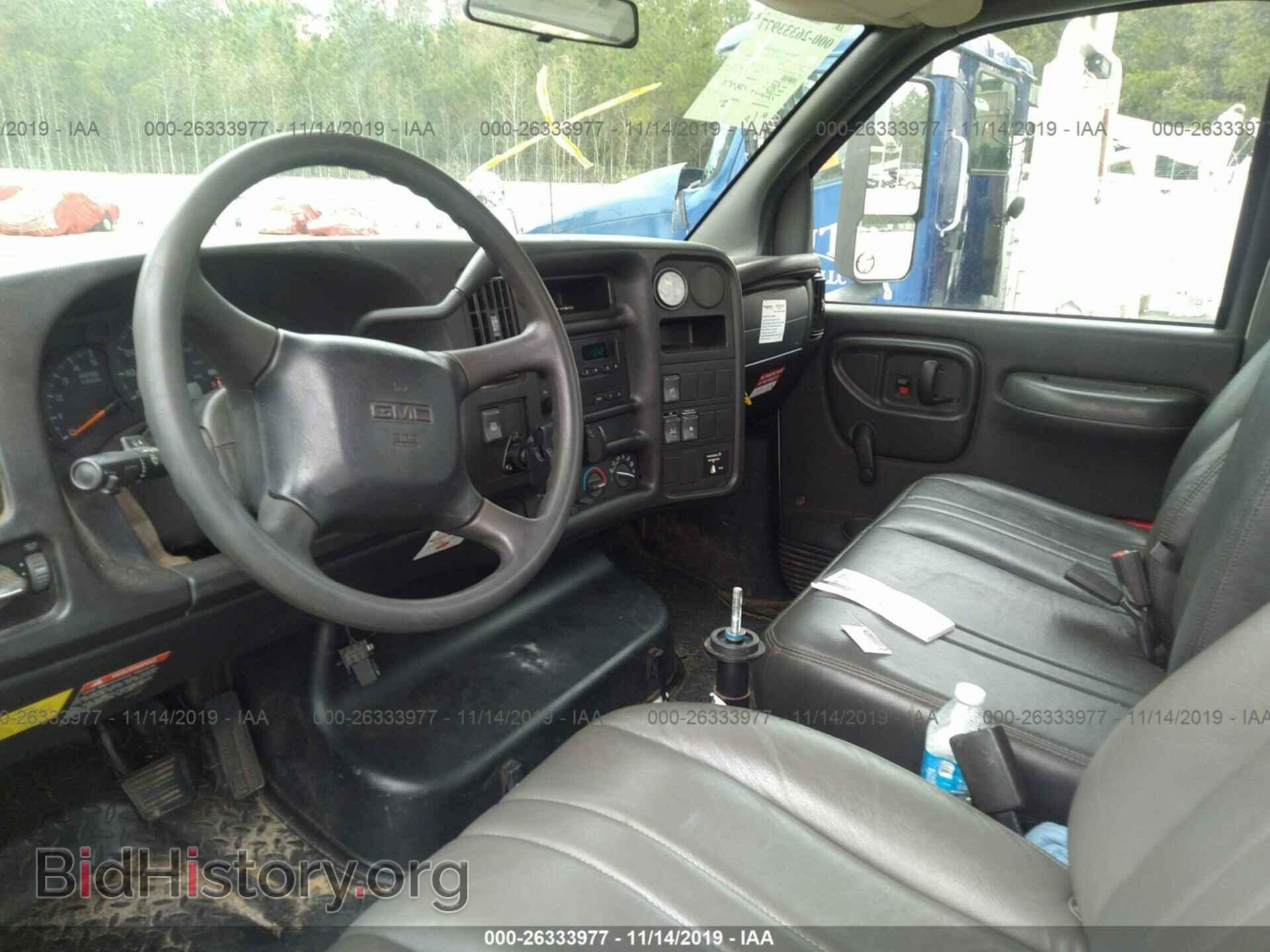 2007 GMC C5500 - VIN: 1GDE5C1237F409072 - Photo 5