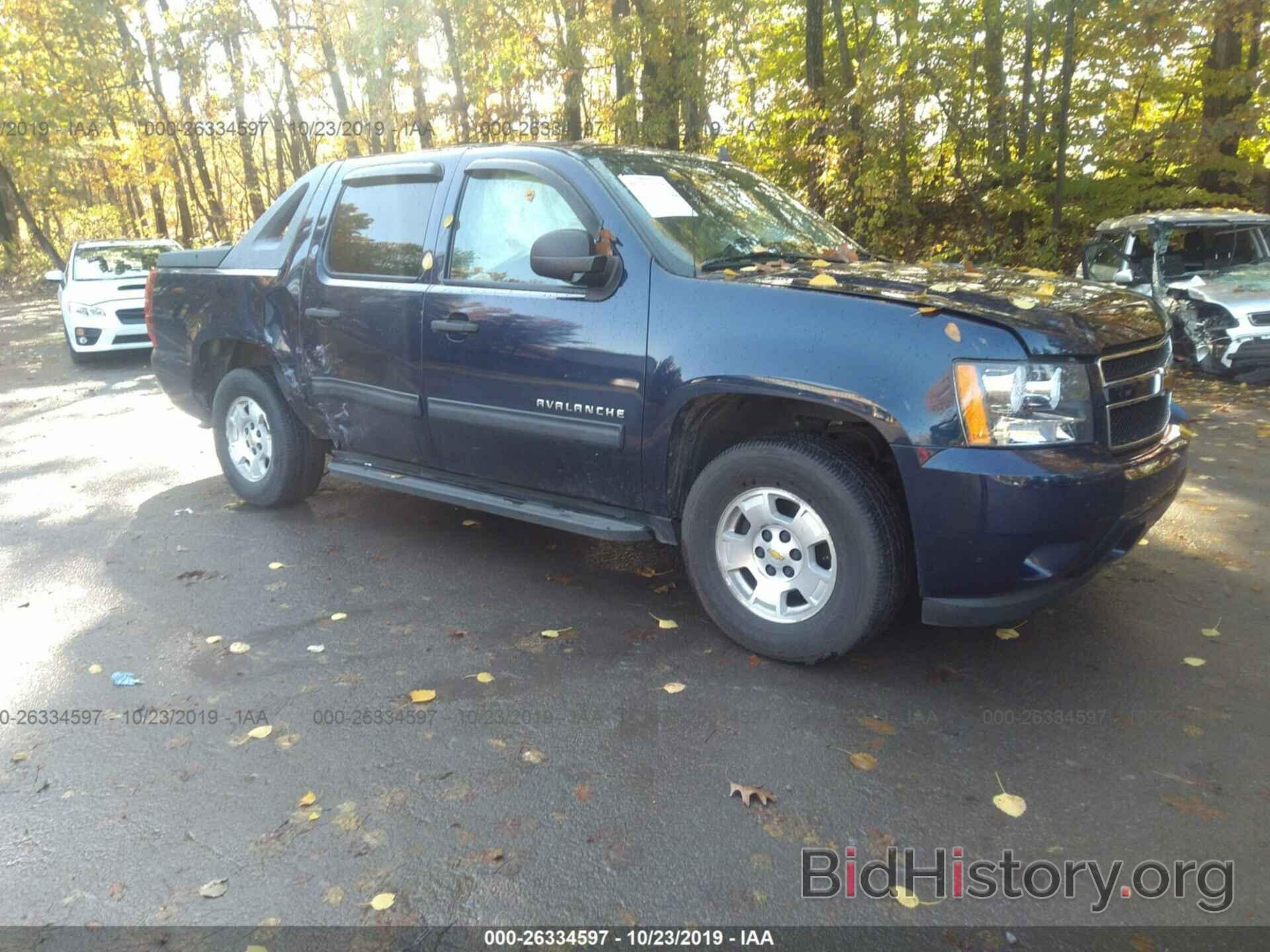 Photo 3GNVKEE01AG241480 - CHEVROLET AVALANCHE 2010