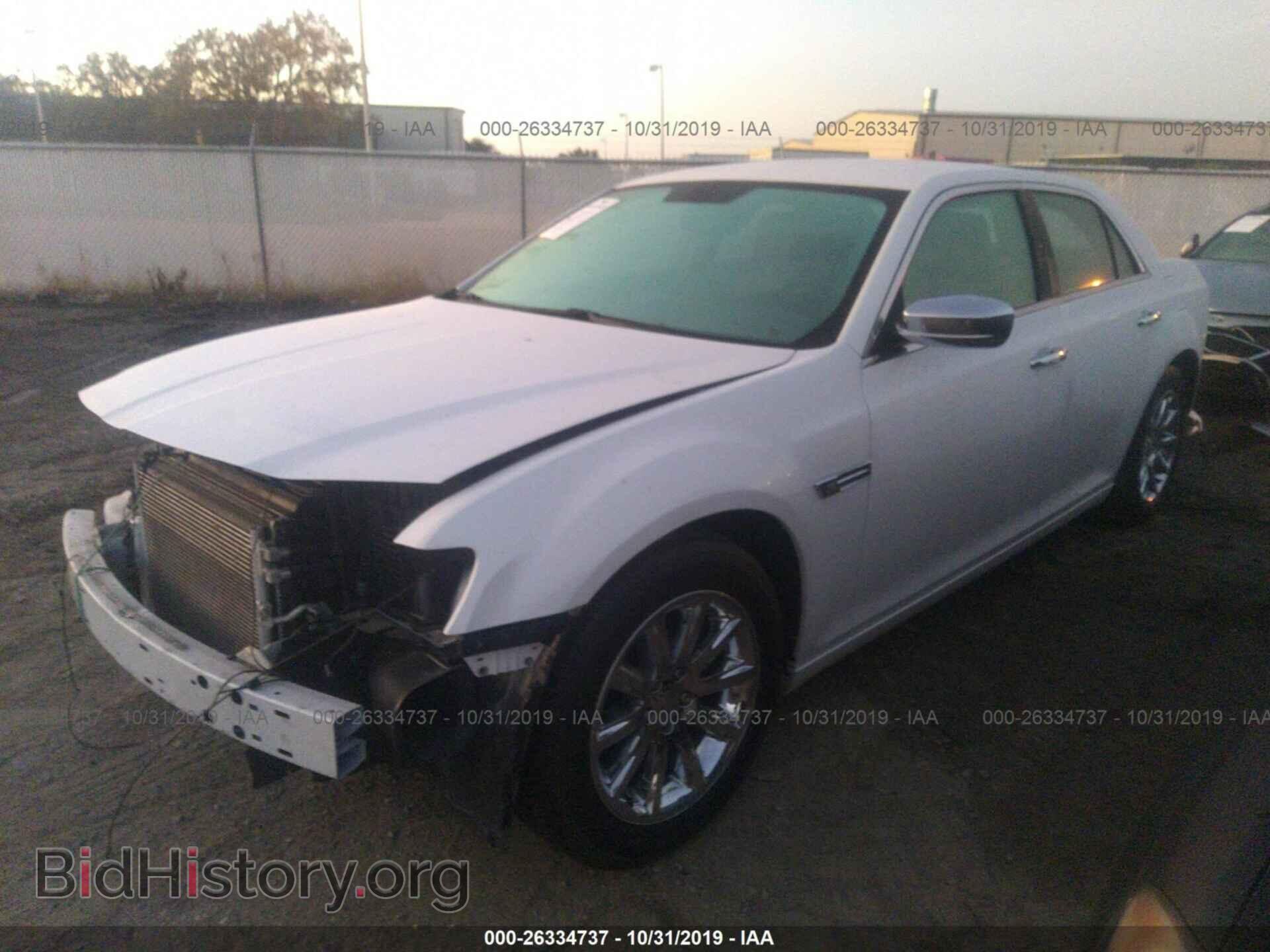 2012 CHRYSLER 300 - VIN: 2C3CCACG0CH257084 - Photo 2