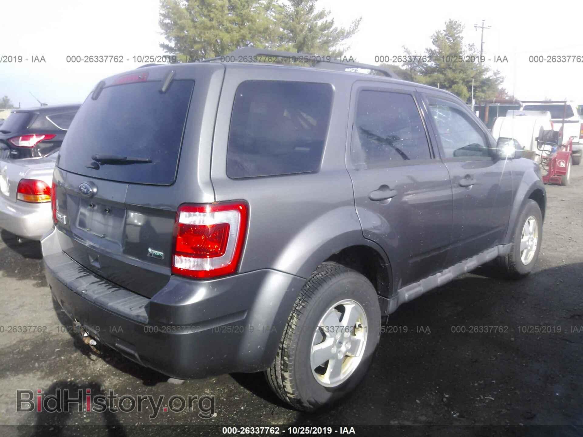 2011 FORD ESCAPE - VIN: 1FMCU9DG9BKB38572 - Photo 4