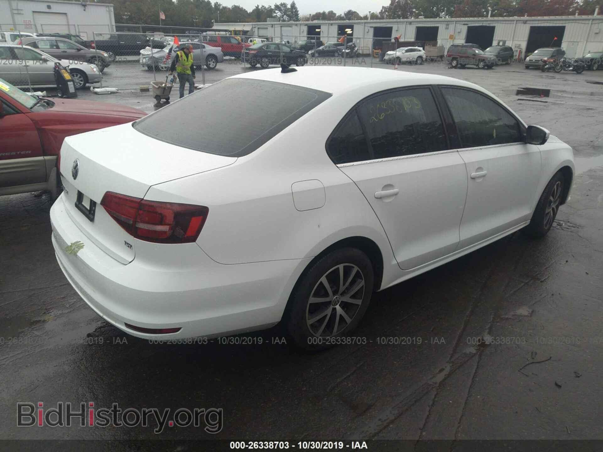 2017 VOLKSWAGEN JETTA - VIN: 3VWDB7AJ8HM290845 - Фото 4