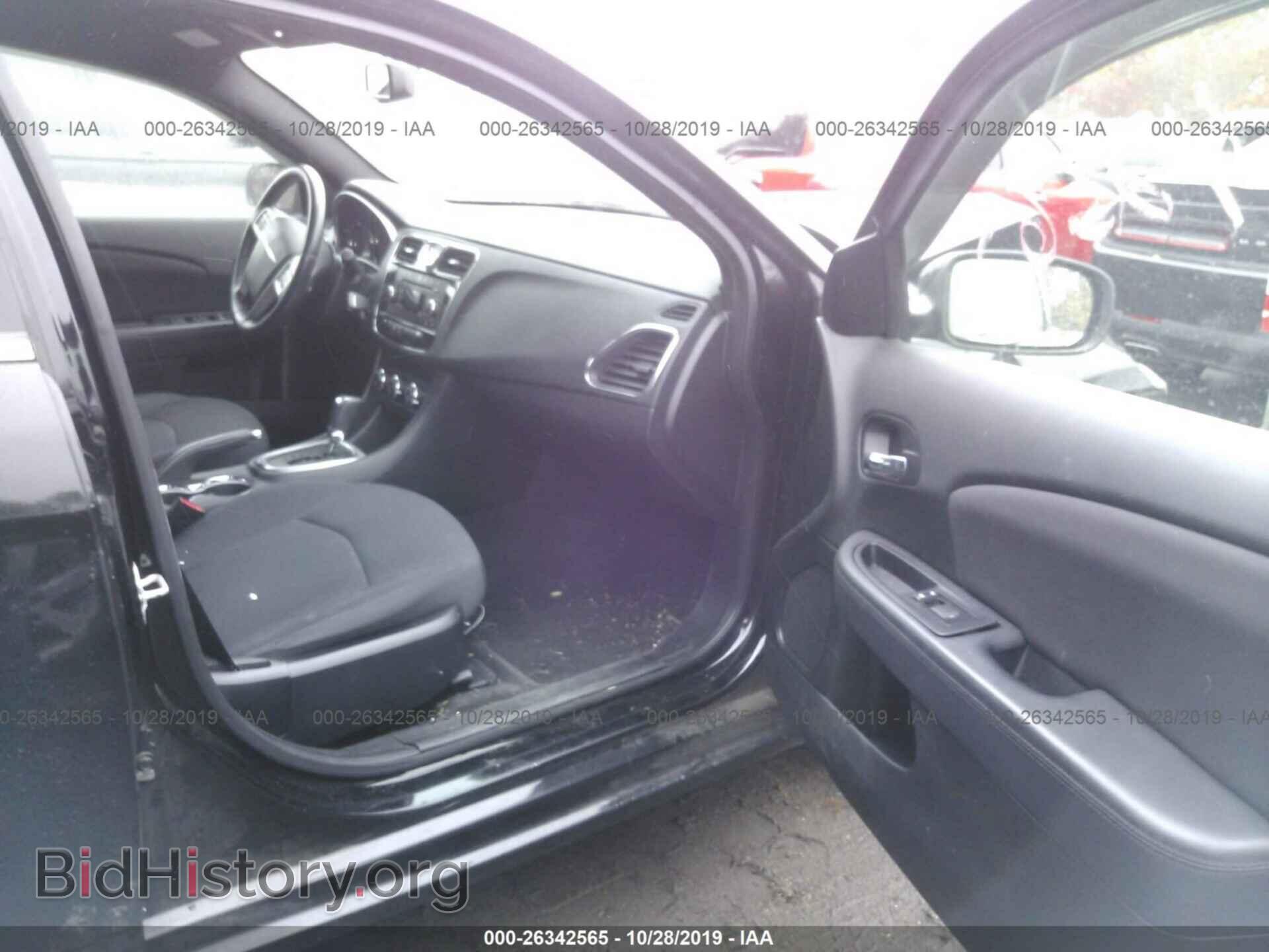 2013 CHRYSLER 200 - VIN: 1C3CCBBB0DN568180 - Photo 5