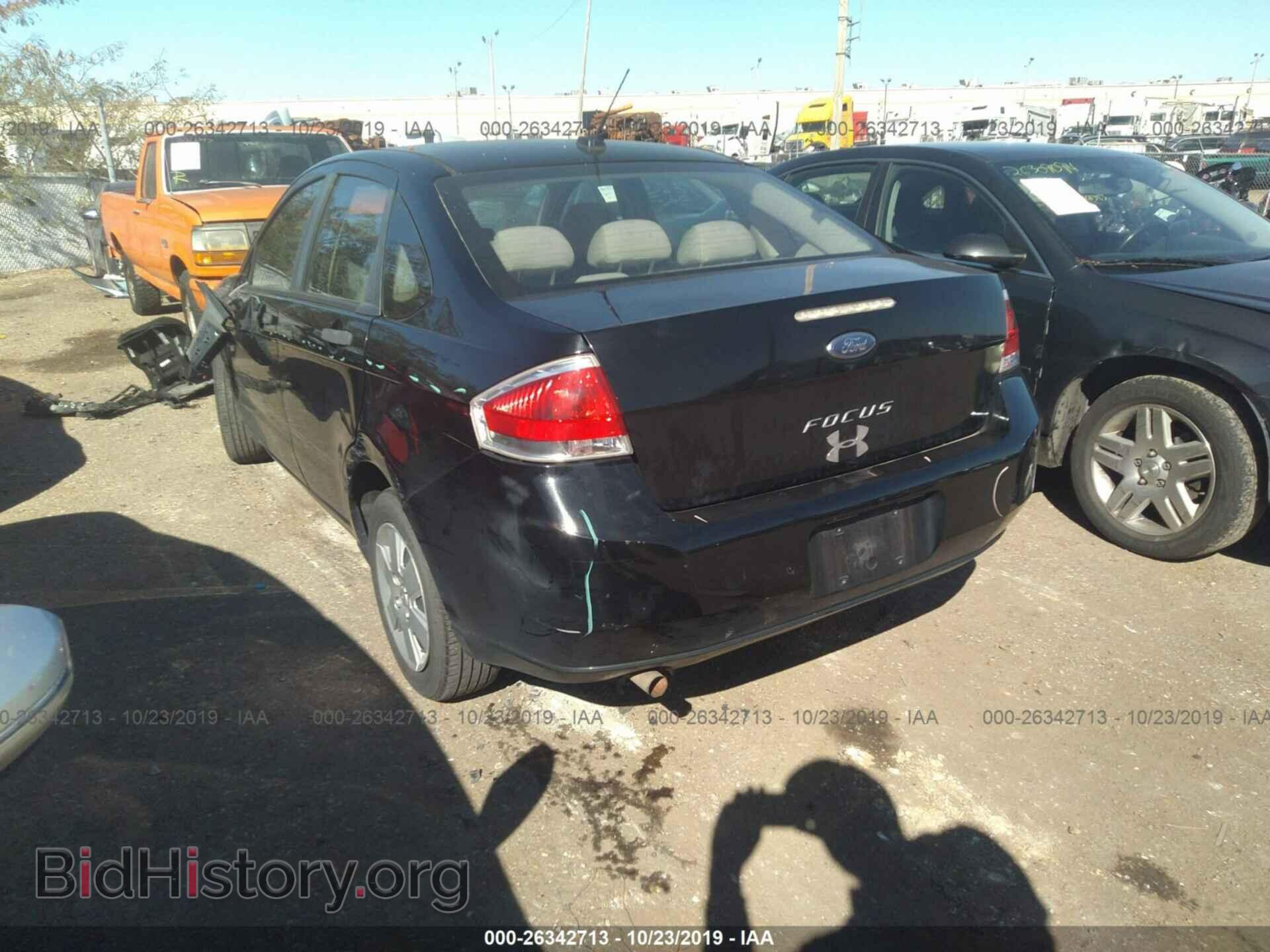 2011 FORD FOCUS - VIN: 1FAHP3EN9BW175633 - Фото 3