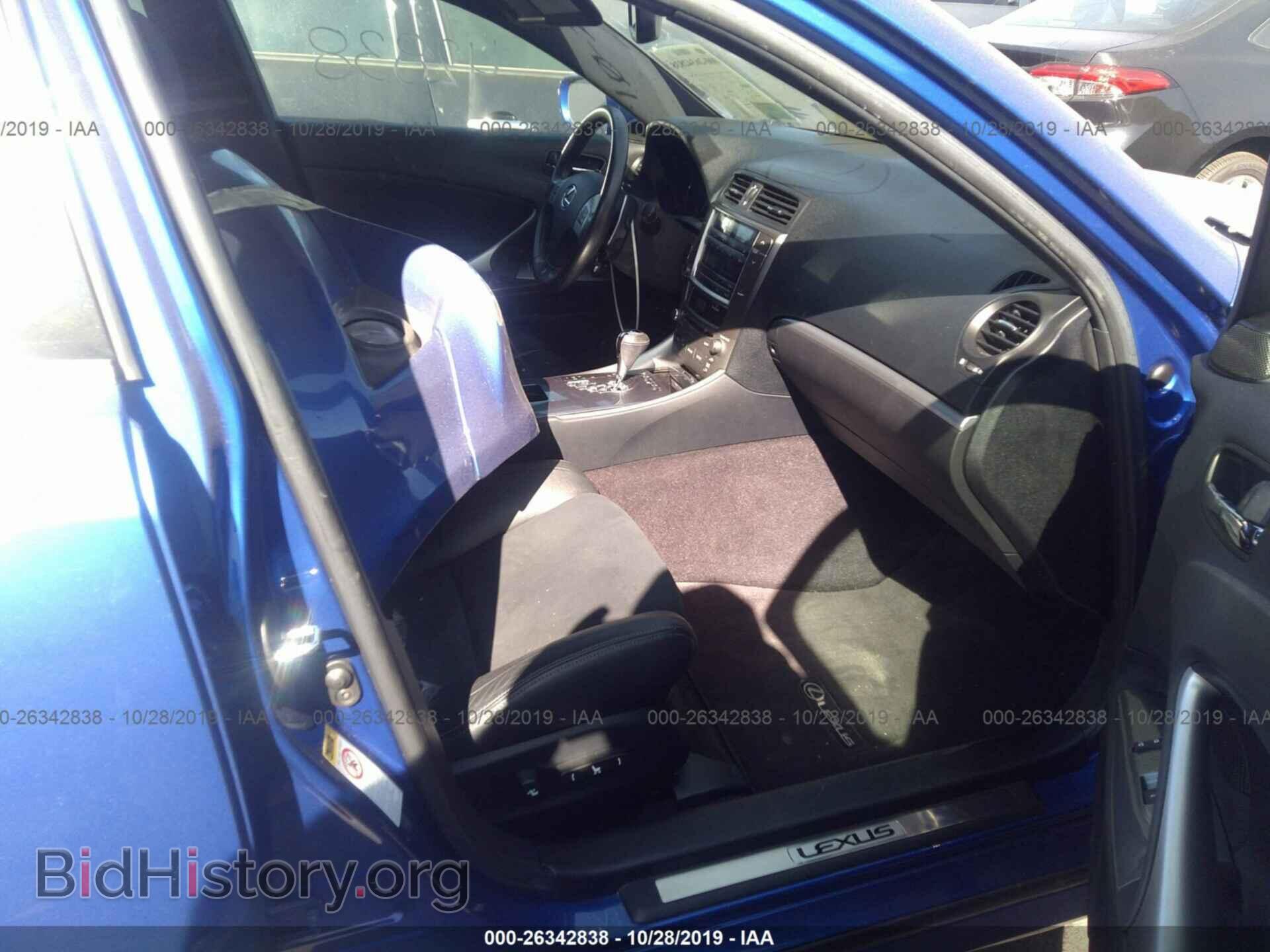 2011 LEXUS IS - VIN: JTHBF5C25B5146092 - Фото 5