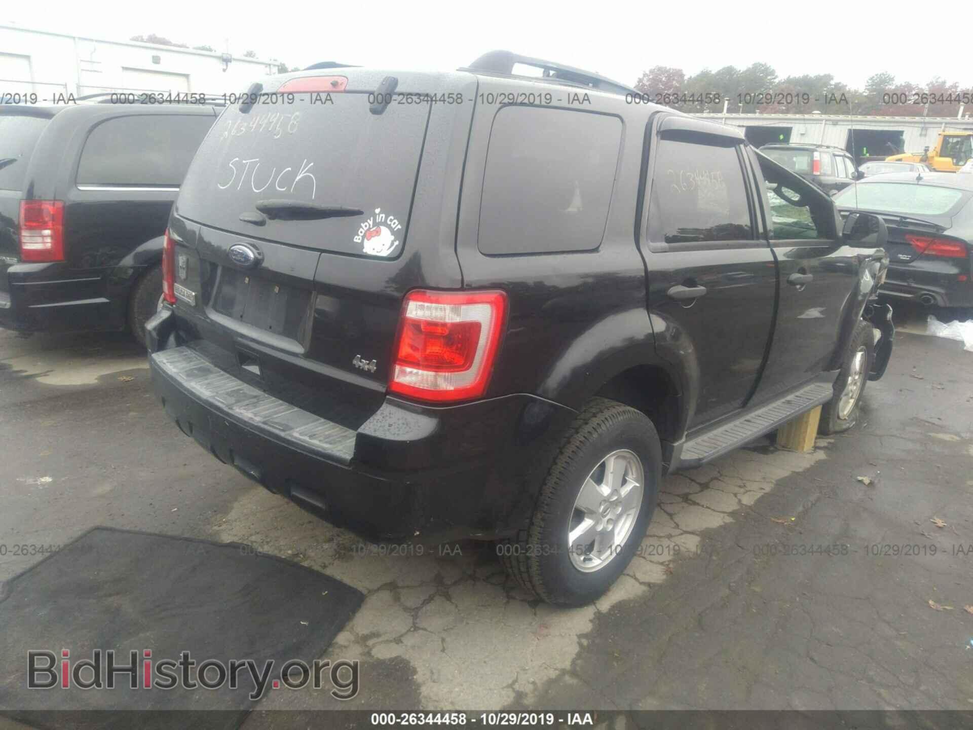 2011 FORD ESCAPE - VIN: 1FMCU9D71BKB81965 - Фото 4