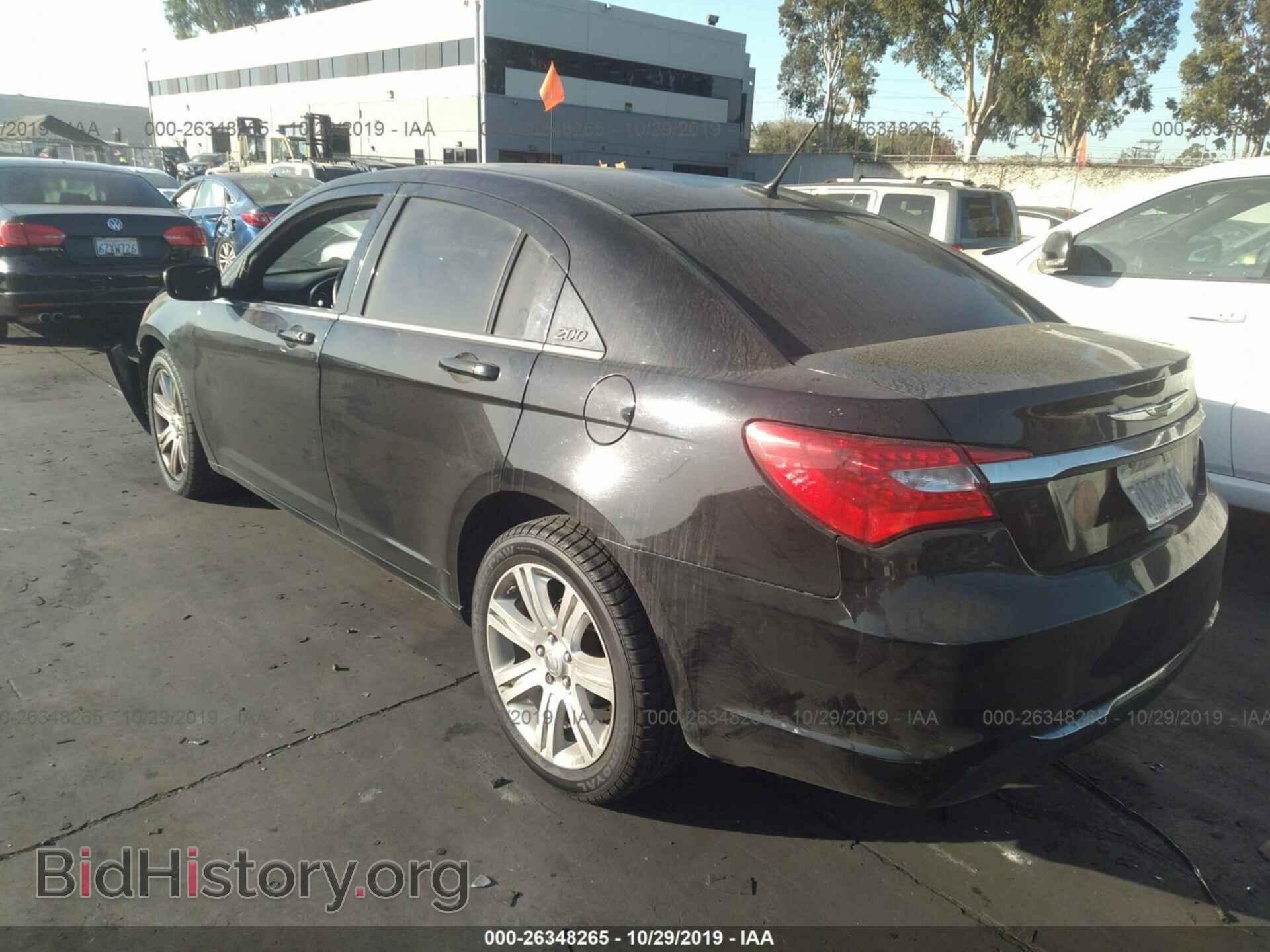 2013 CHRYSLER 200 - VIN: 1C3CCBAB7DN686941 - Фото 3