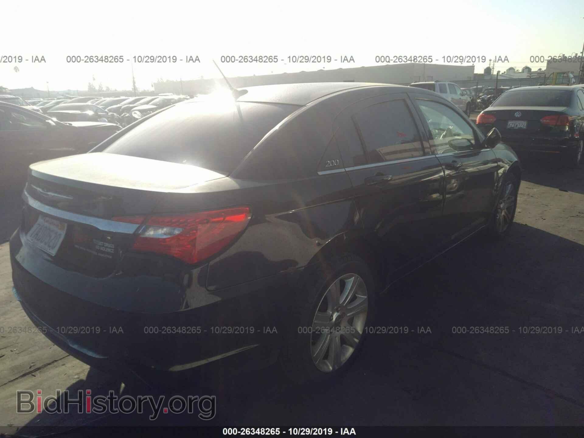 2013 CHRYSLER 200 - VIN: 1C3CCBAB7DN686941 - Фото 4