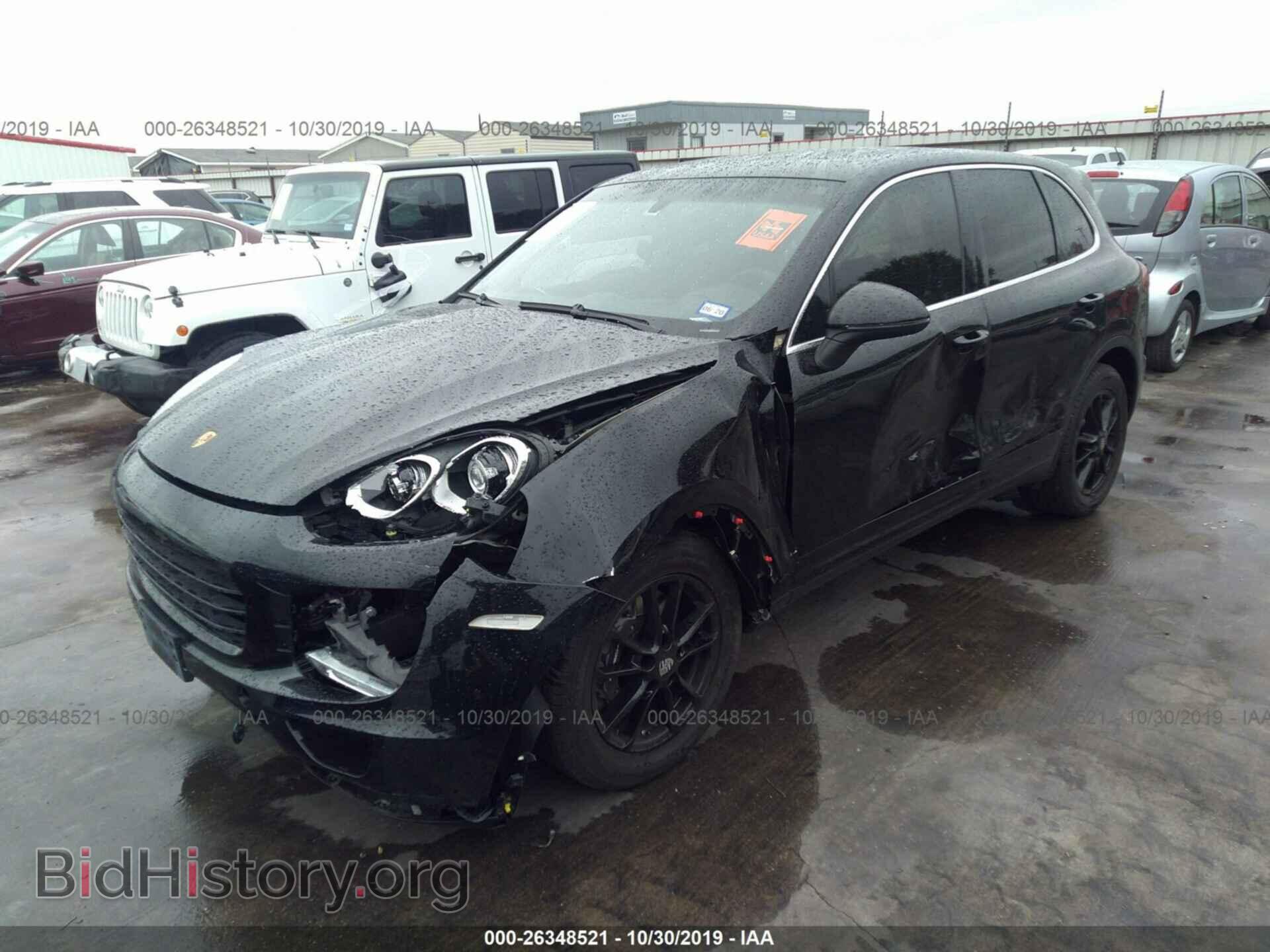2016 PORSCHE CAYENNE - VIN: WP1AA2A28GKA37744 - Фото 2