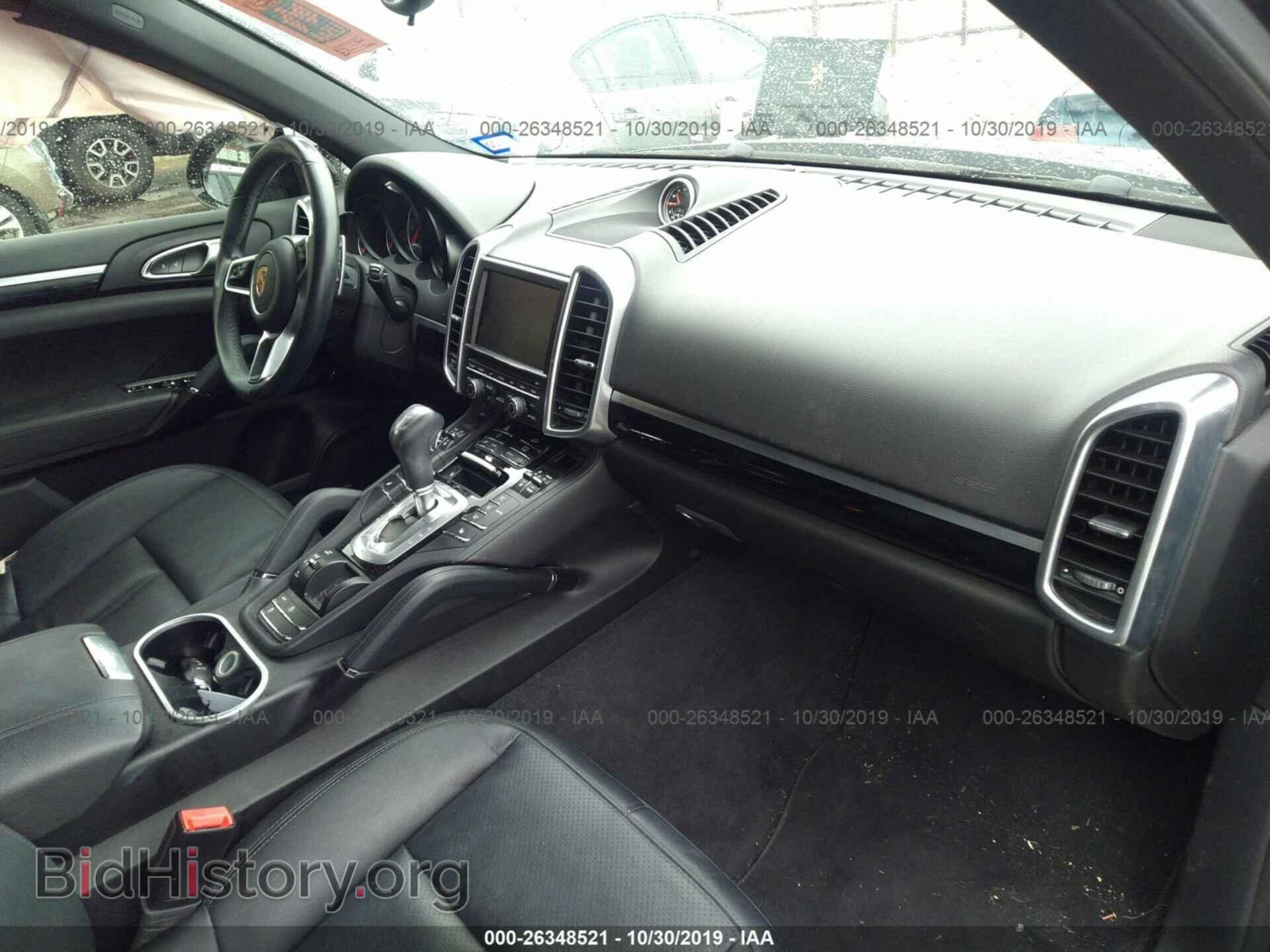 2016 PORSCHE CAYENNE - VIN: WP1AA2A28GKA37744 - Фото 5