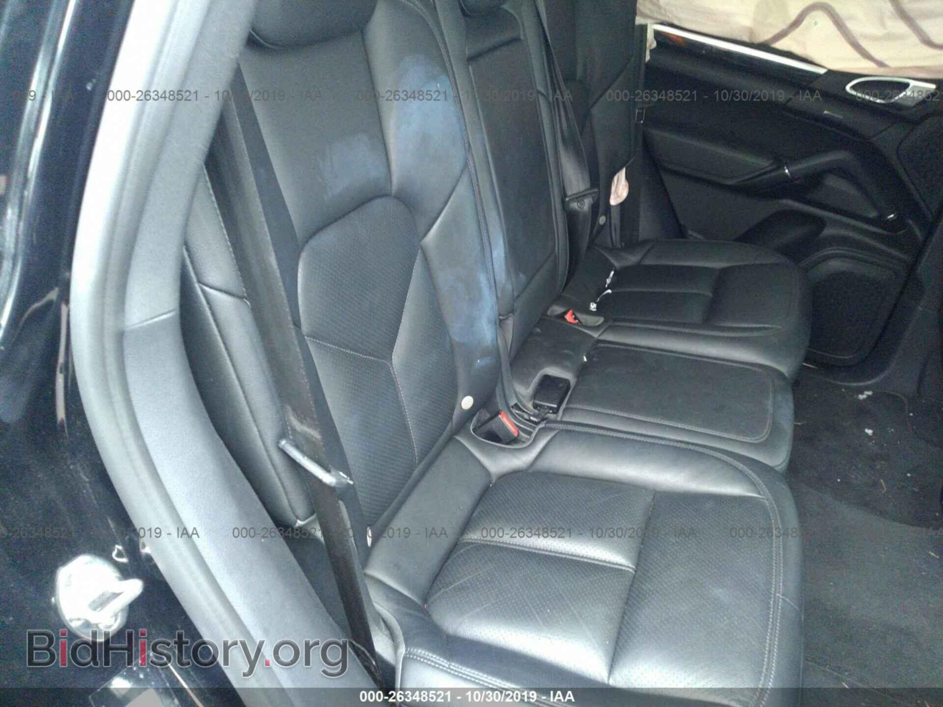 2016 PORSCHE CAYENNE - VIN: WP1AA2A28GKA37744 - Фото 8