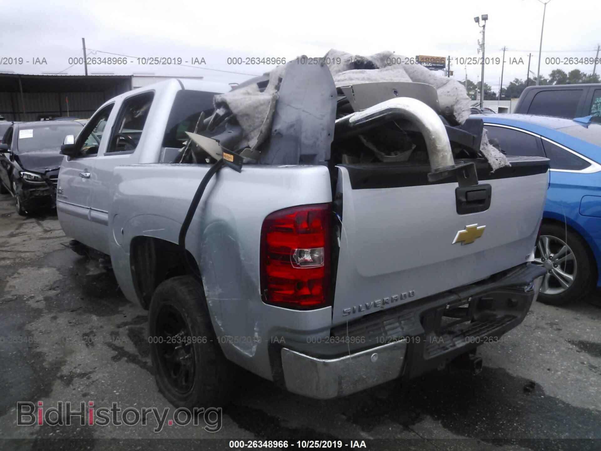2013 CHEVROLET SILVERADO - VIN: 3GCPCSE05DG370825 - Фото 3