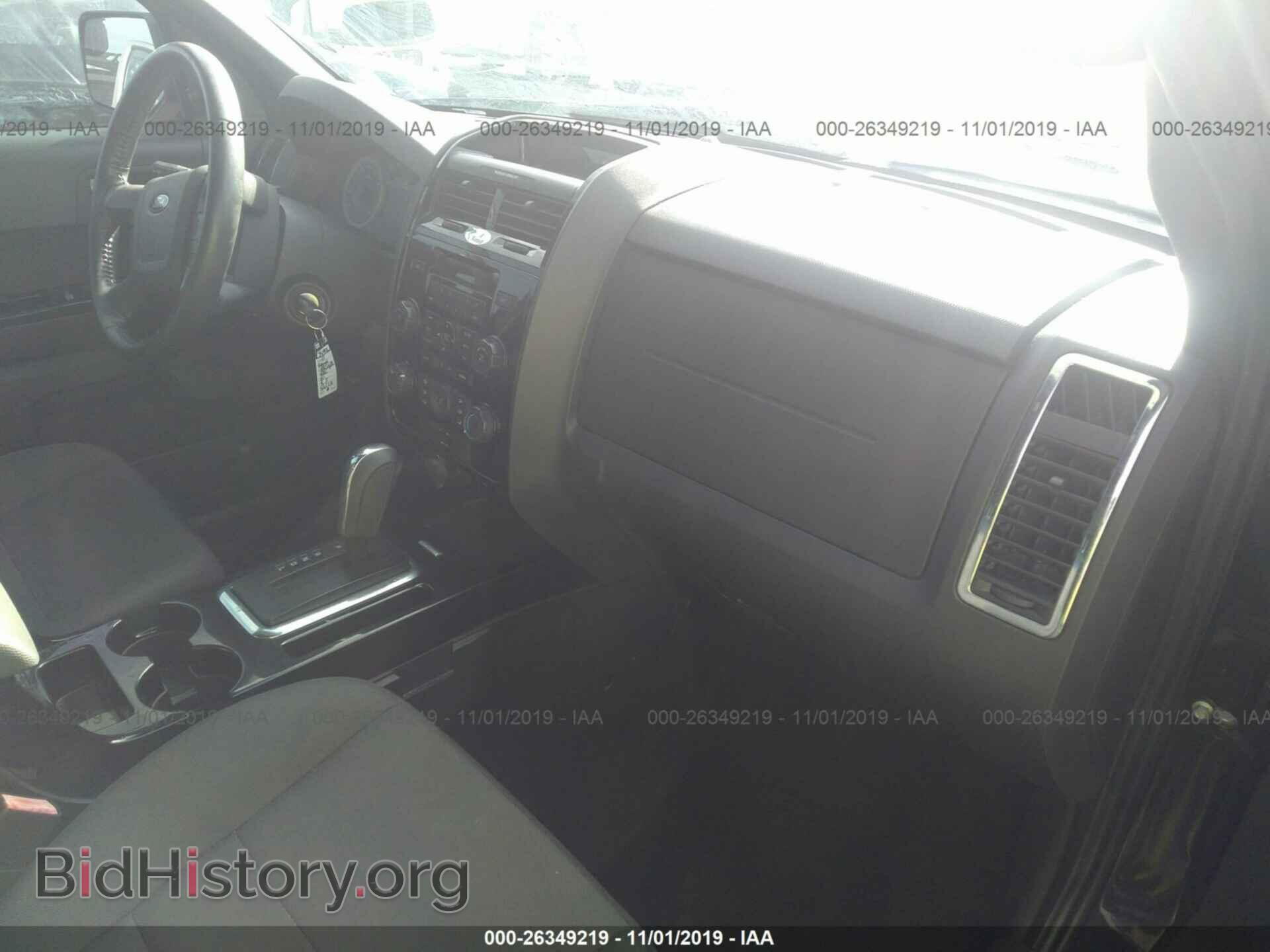 2011 FORD ESCAPE - VIN: 1FMCU0D76BKB33647 - Фото 5