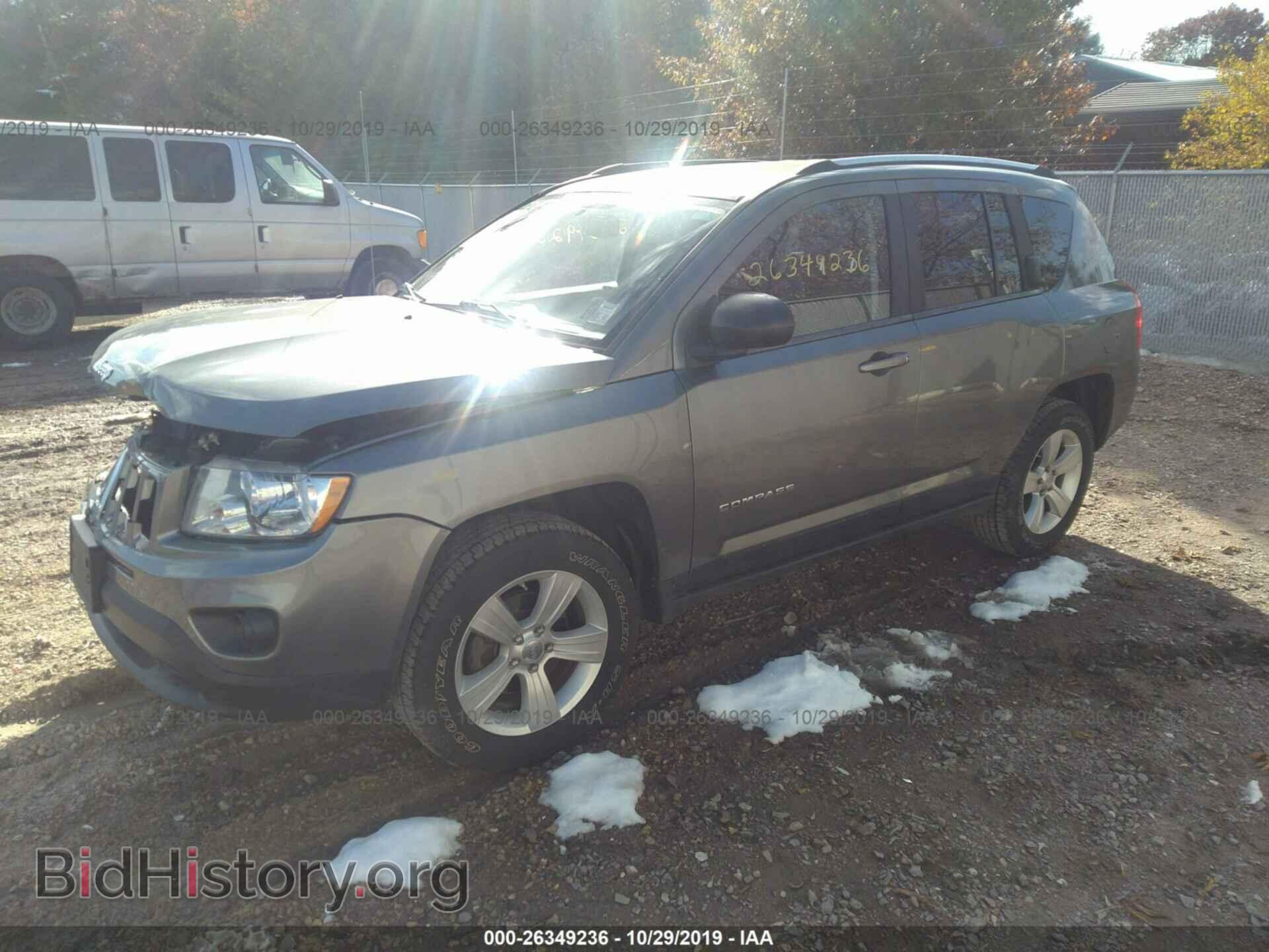 2012 JEEP COMPASS - VIN: 1C4NJDEB7CD559210 - Фото 2