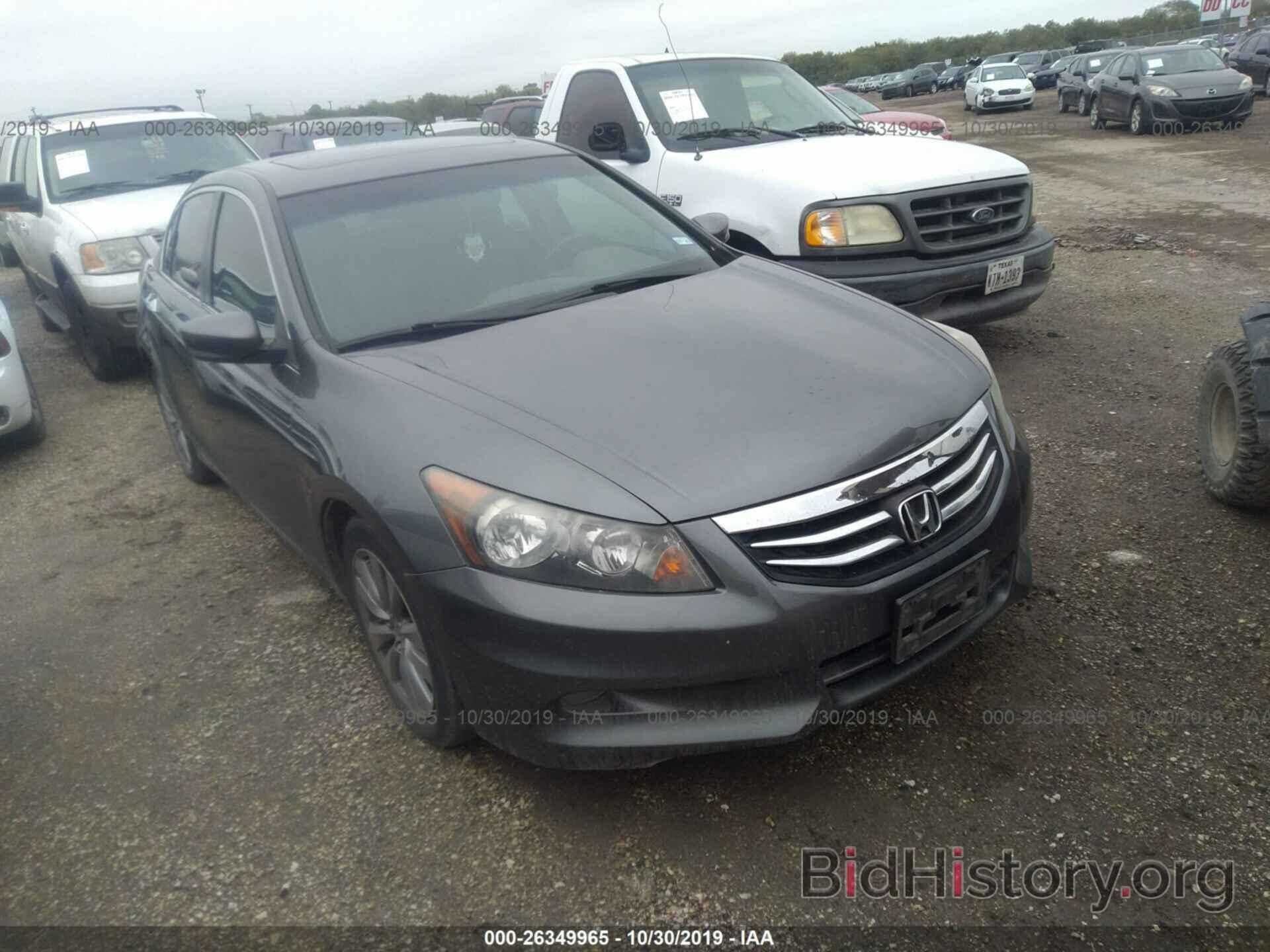 Photo 1HGCP3F80BA027446 - HONDA ACCORD 2011