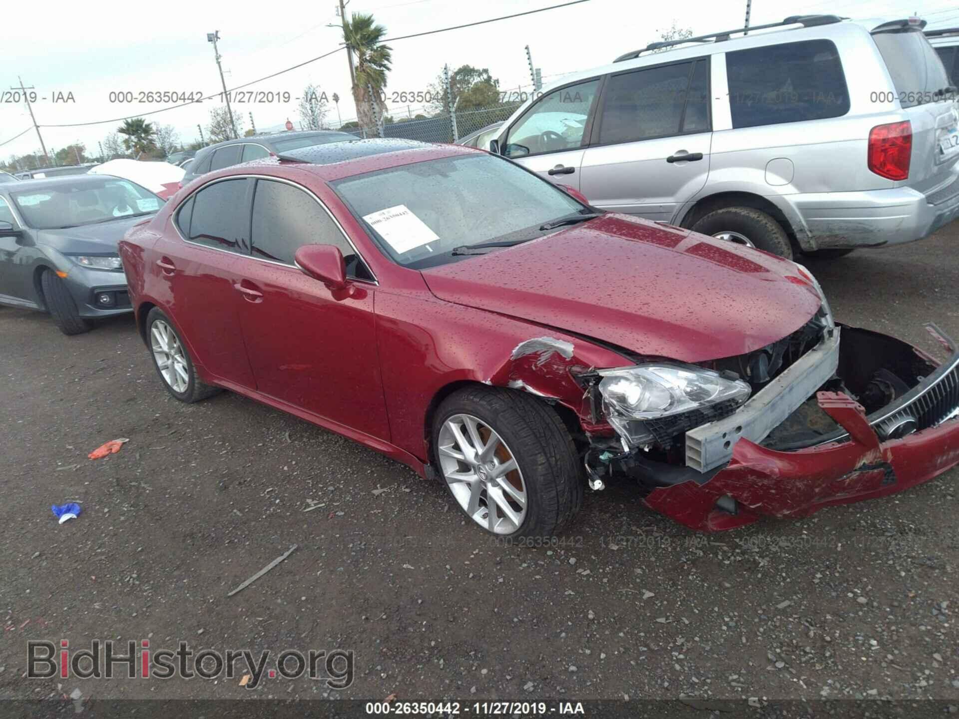 Photo JTHBF5C28C5182165 - LEXUS IS 2012