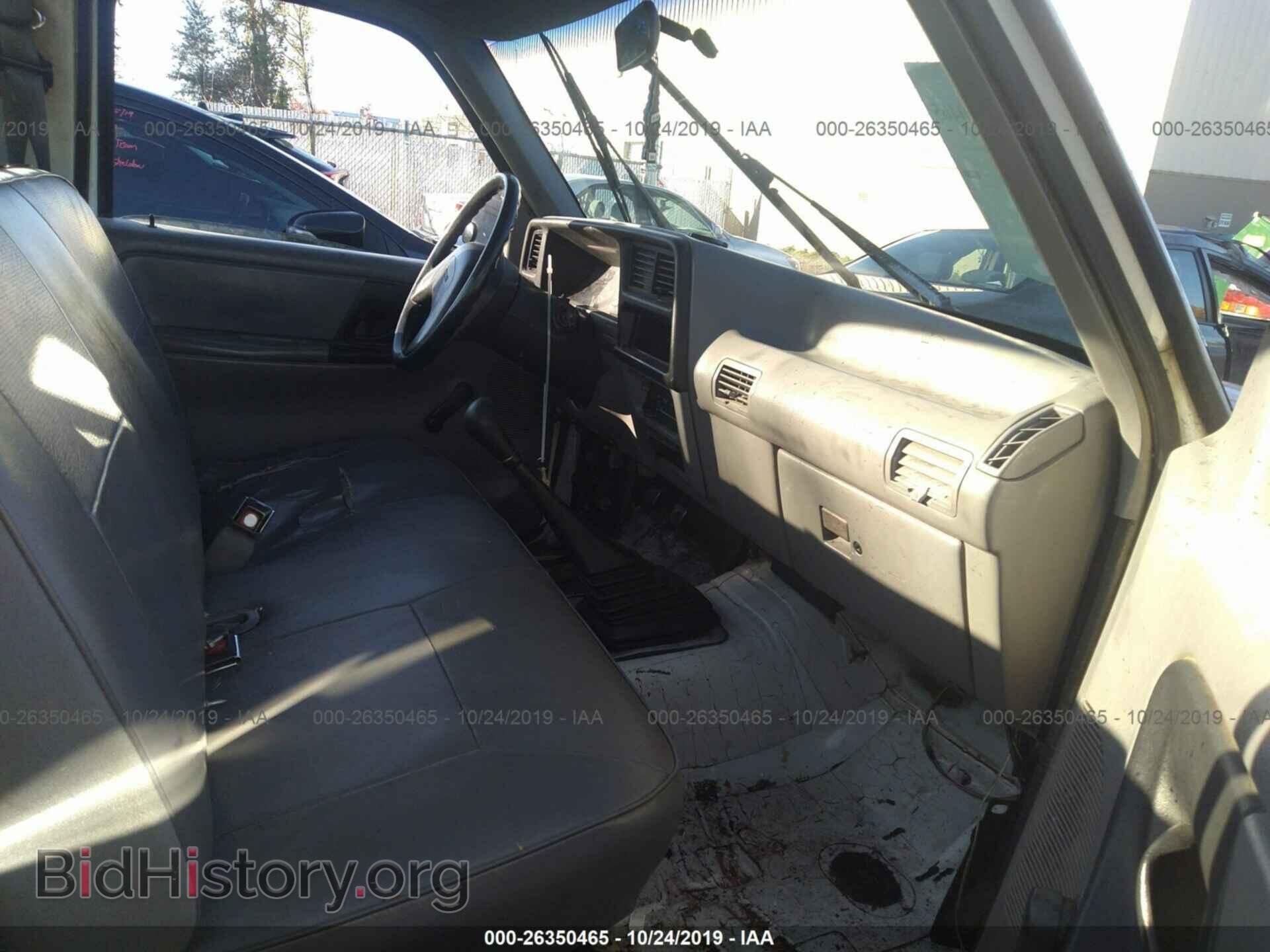 1994 MAZDA B2300 - VIN: 4F4CR12A5RTM94051 - Фото 5