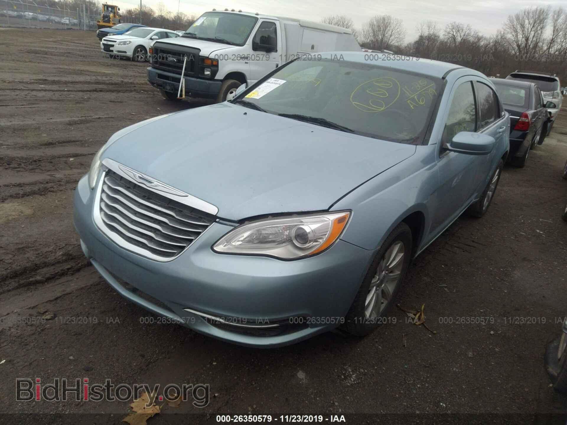2013 CHRYSLER 200 - VIN: 1C3CCBBB0DN606104 - Photo 2