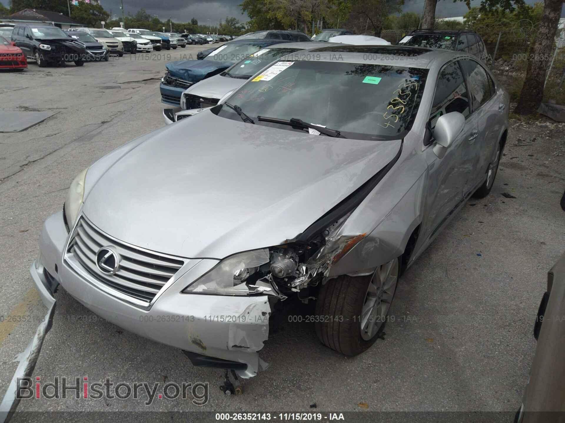 2011 LEXUS ES - VIN: JTHBK1EG2B2453833 - Photo 2