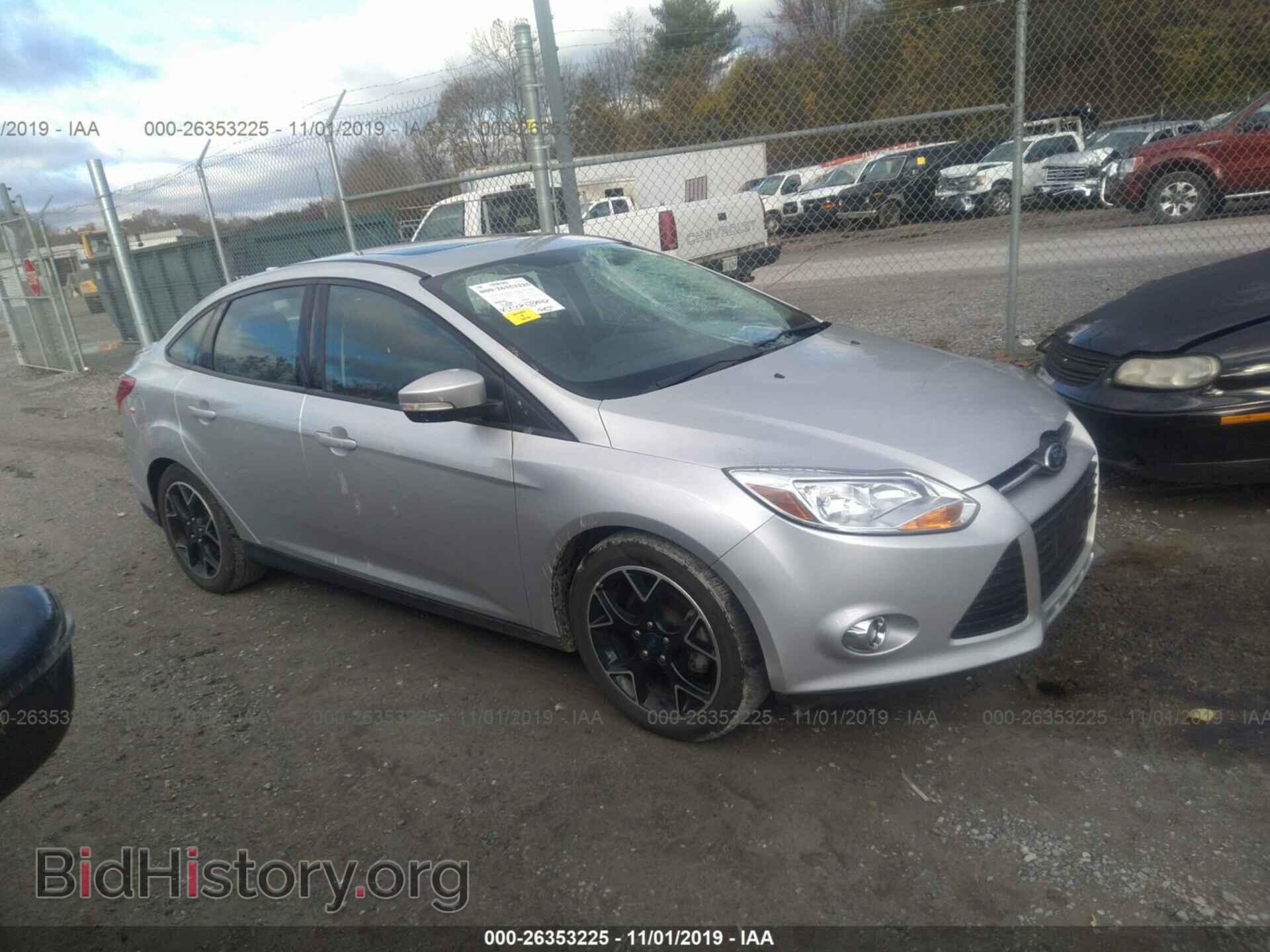 Photo 1FADP3F2XEL389233 - FORD FOCUS 2014