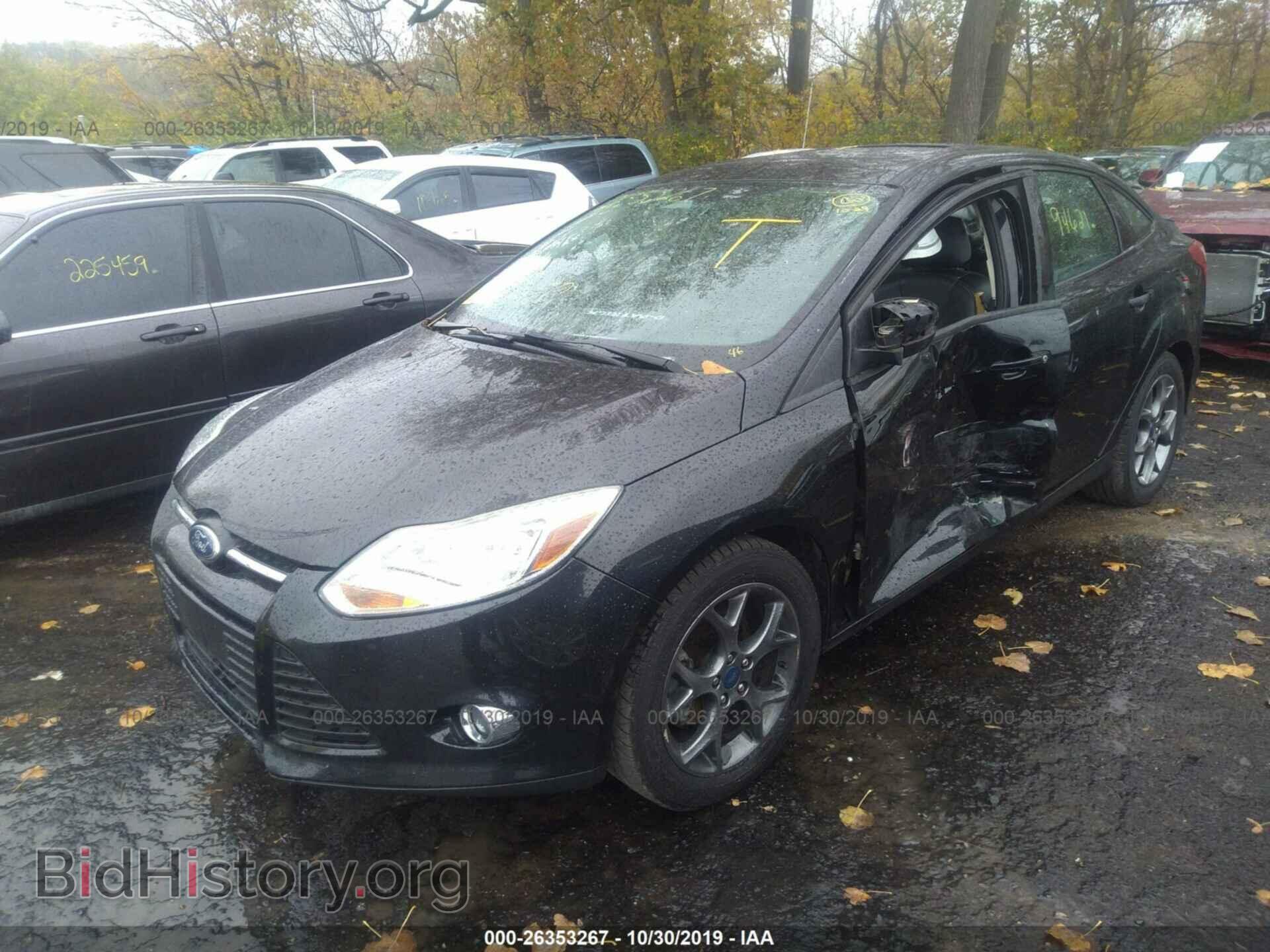 2012 Ford Focus - VIN: 1FAHP3F23CL149987 - Фото 2