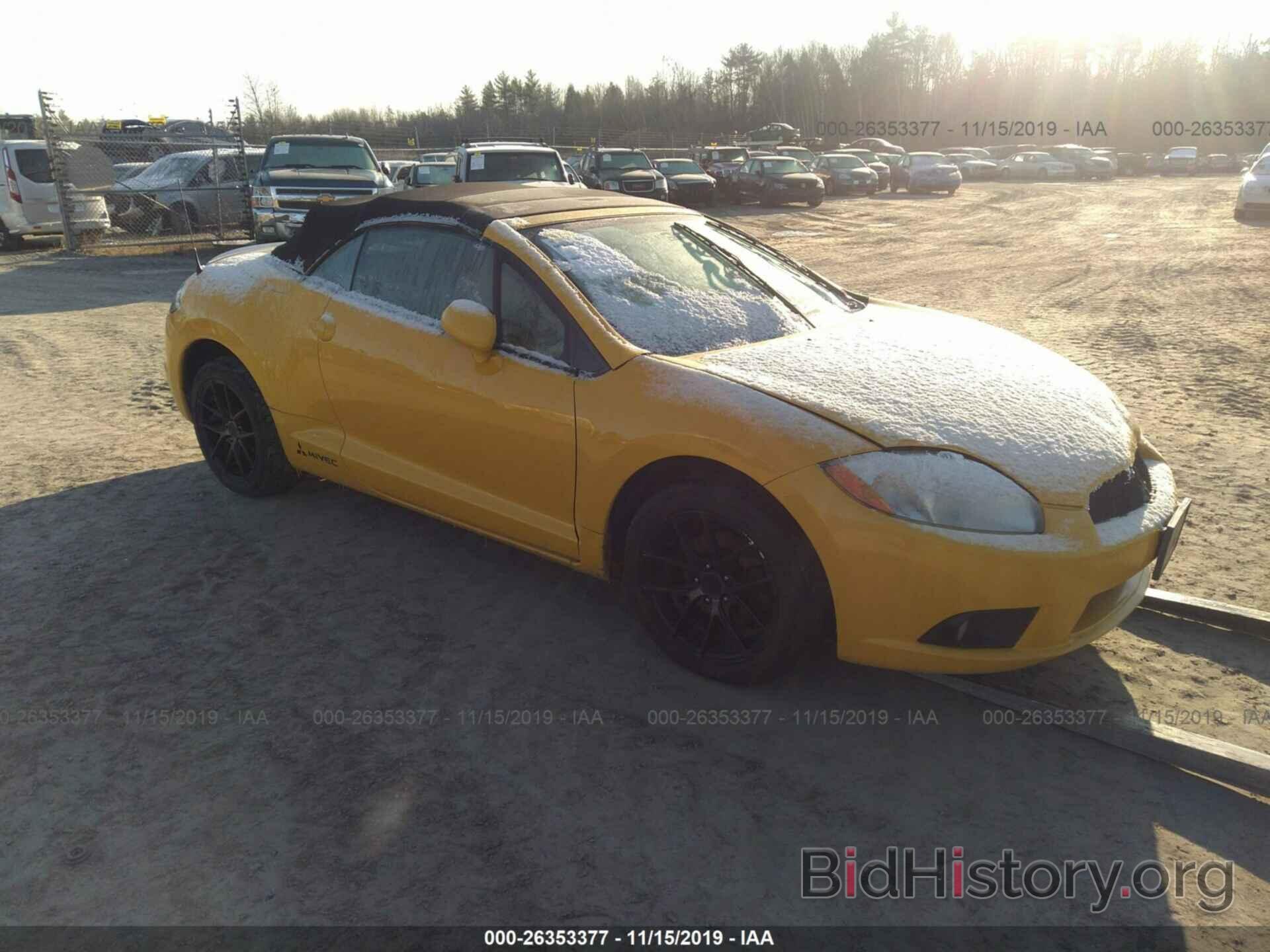 Photo 4A3AL25FX9E014795 - MITSUBISHI ECLIPSE 2009