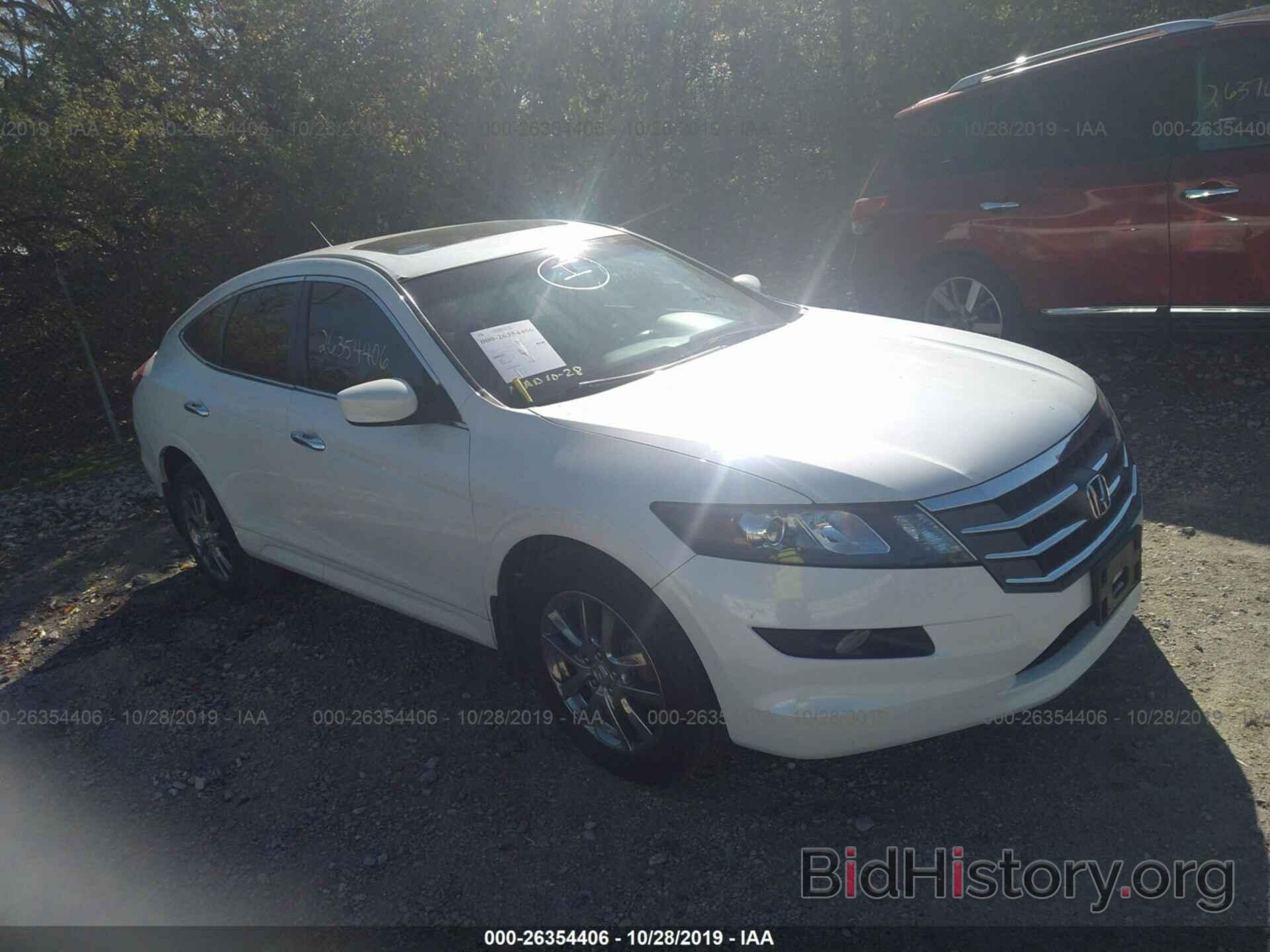 Photo 5J6TF2H51BL000656 - HONDA ACCORD CROSSTOUR 2011