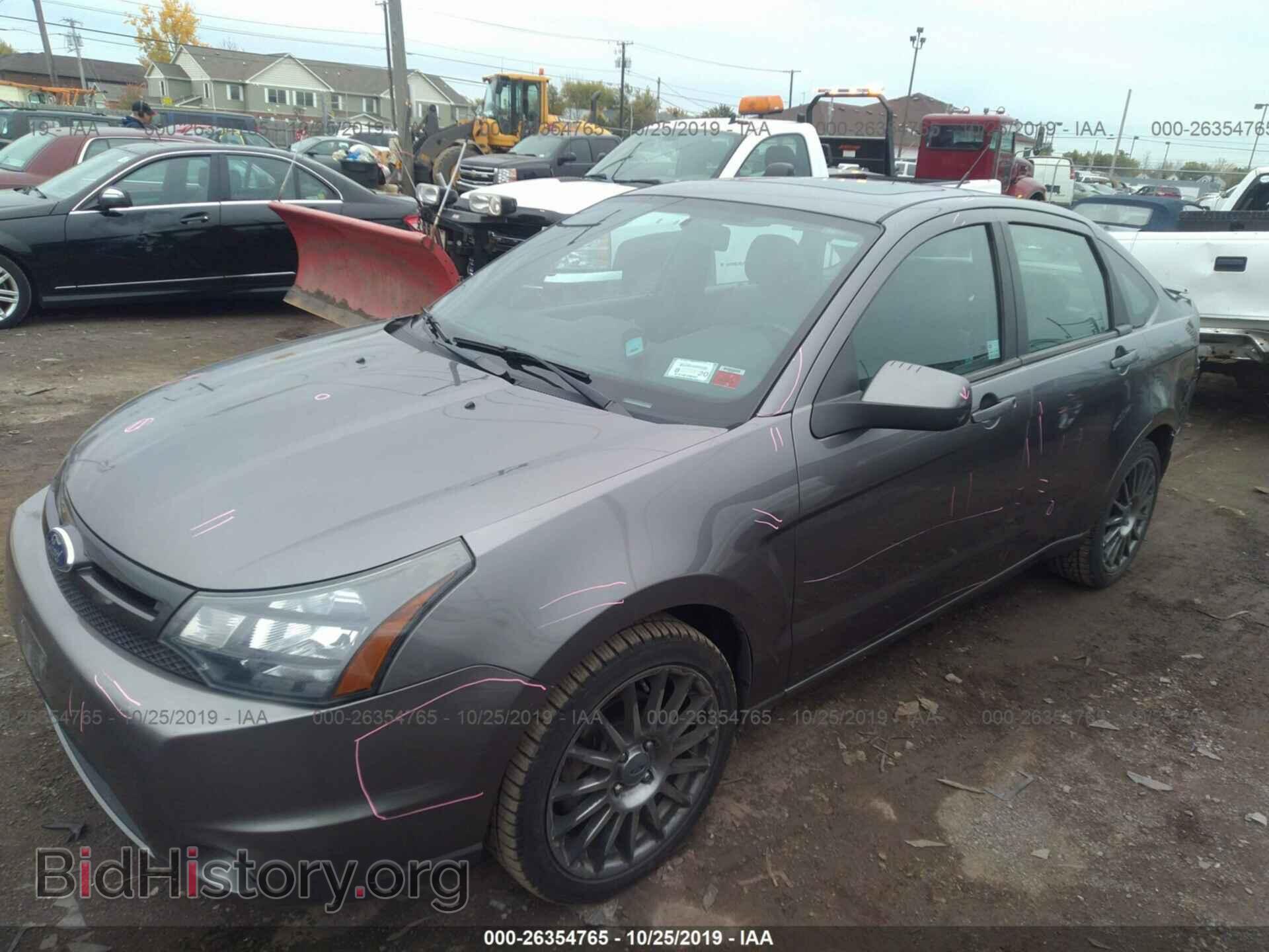 2011 FORD FOCUS - VIN: 1FAHP3GN2BW144303 - Фото 2