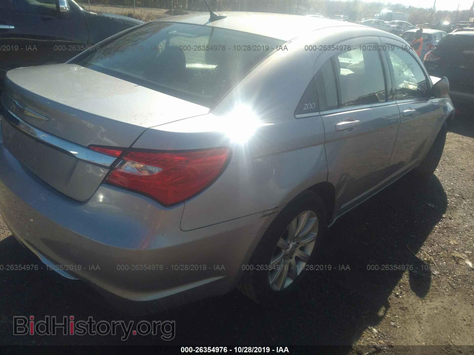 2013 CHRYSLER 200 - VIN: 1C3CCBBG2DN678031 - Фото 4