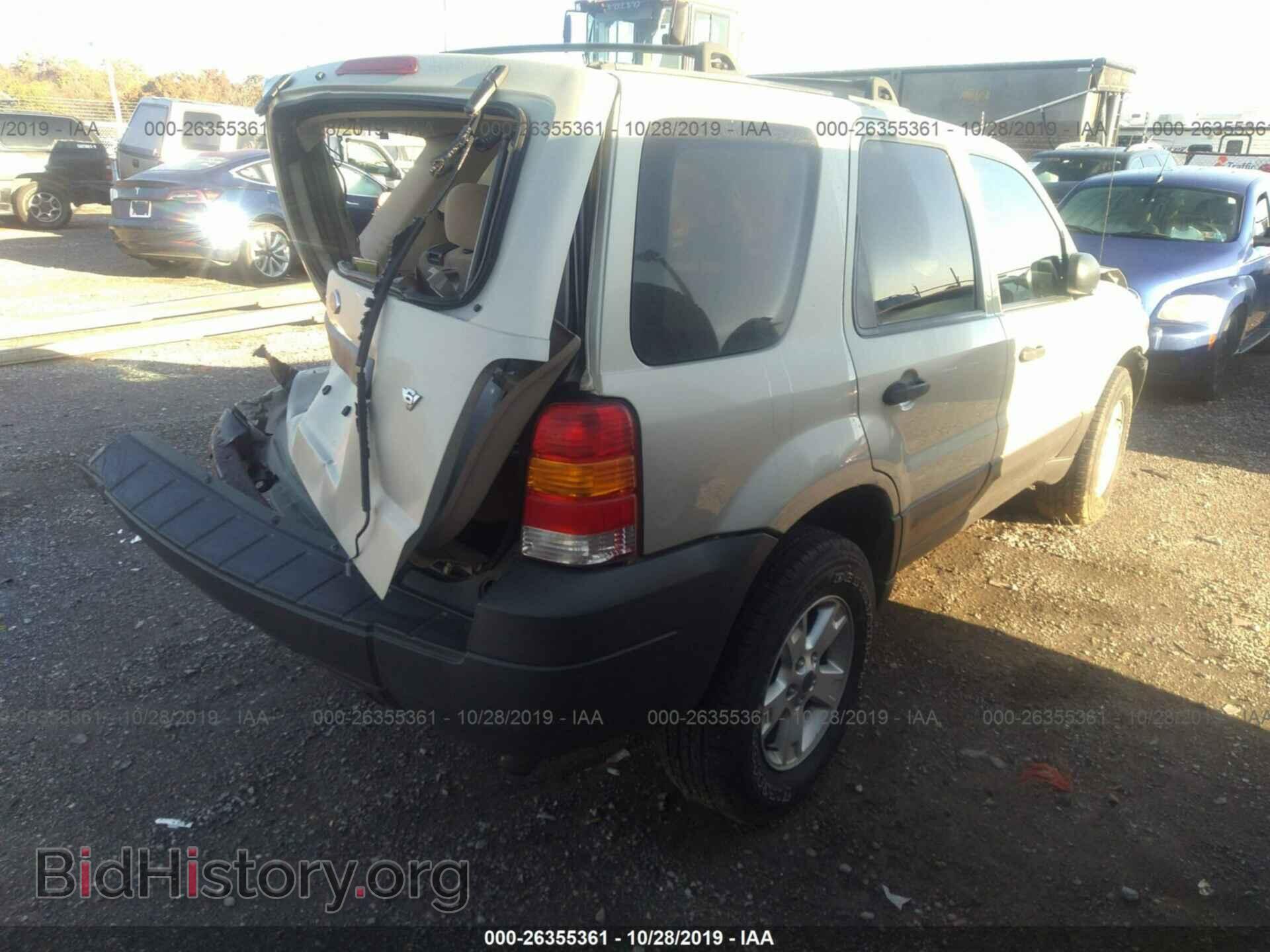 2006 Ford Escape - VIN: 1FMYU93146KA02035 - Фото 4