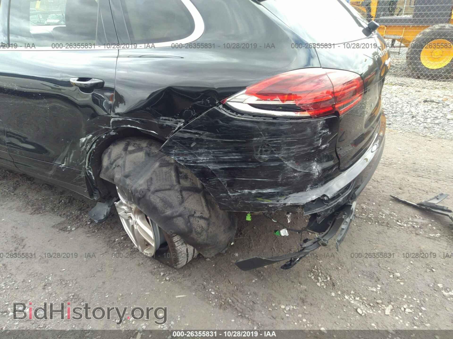 2016 PORSCHE CAYENNE - VIN: WP1AA2A22GLA05558 - Photo 6