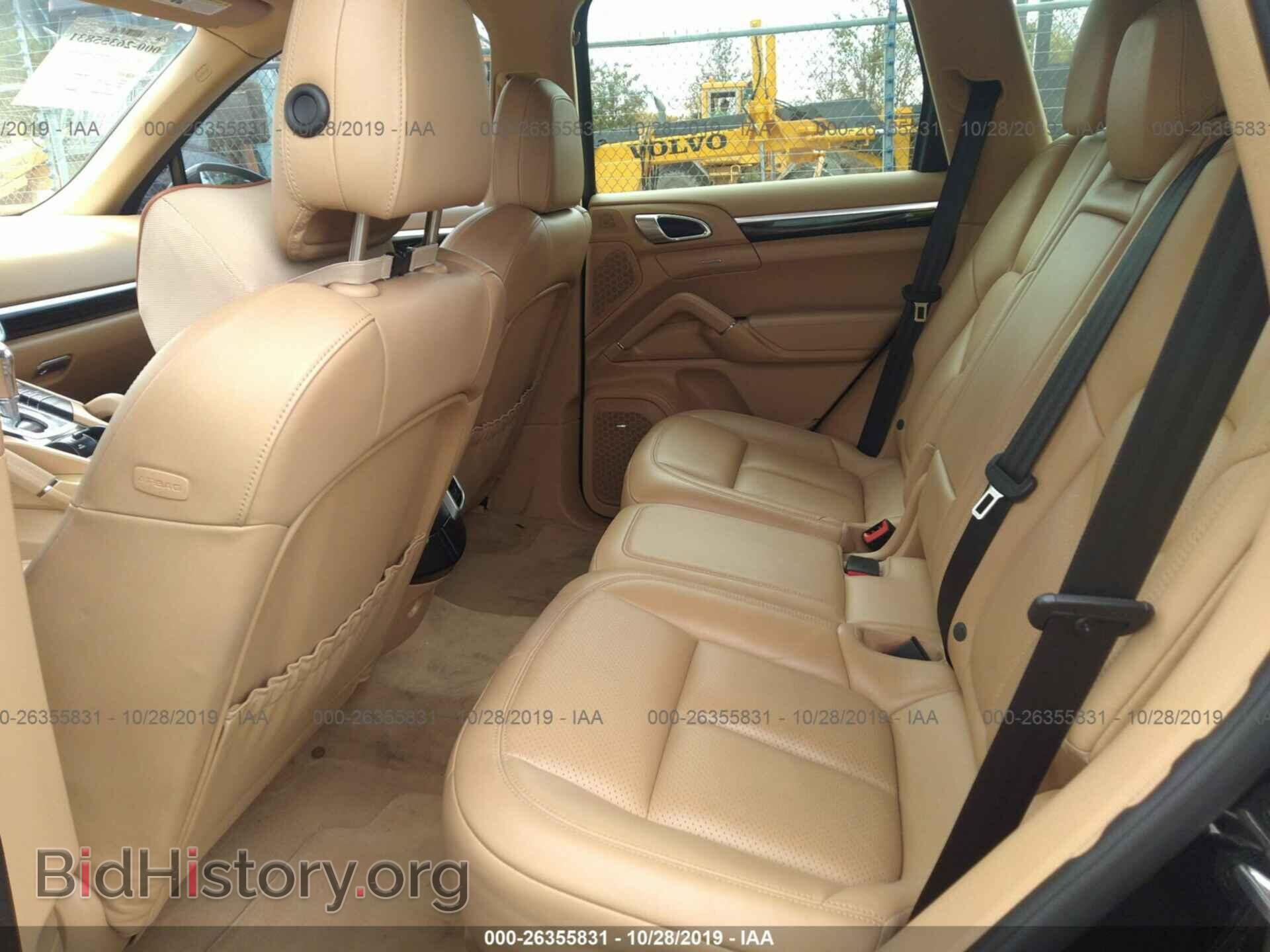 2016 PORSCHE CAYENNE - VIN: WP1AA2A22GLA05558 - Photo 8