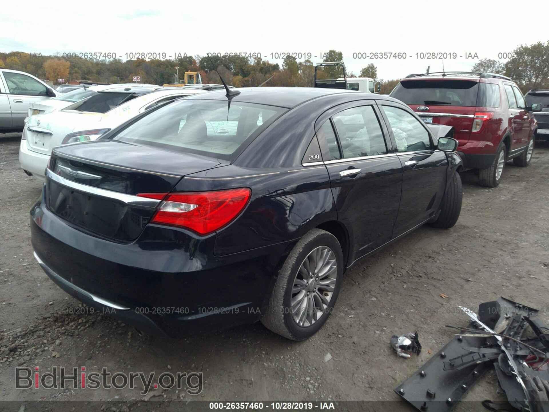 2011 CHRYSLER 200 - VIN: 1C3BC2FG7BN505298 - Фото 4