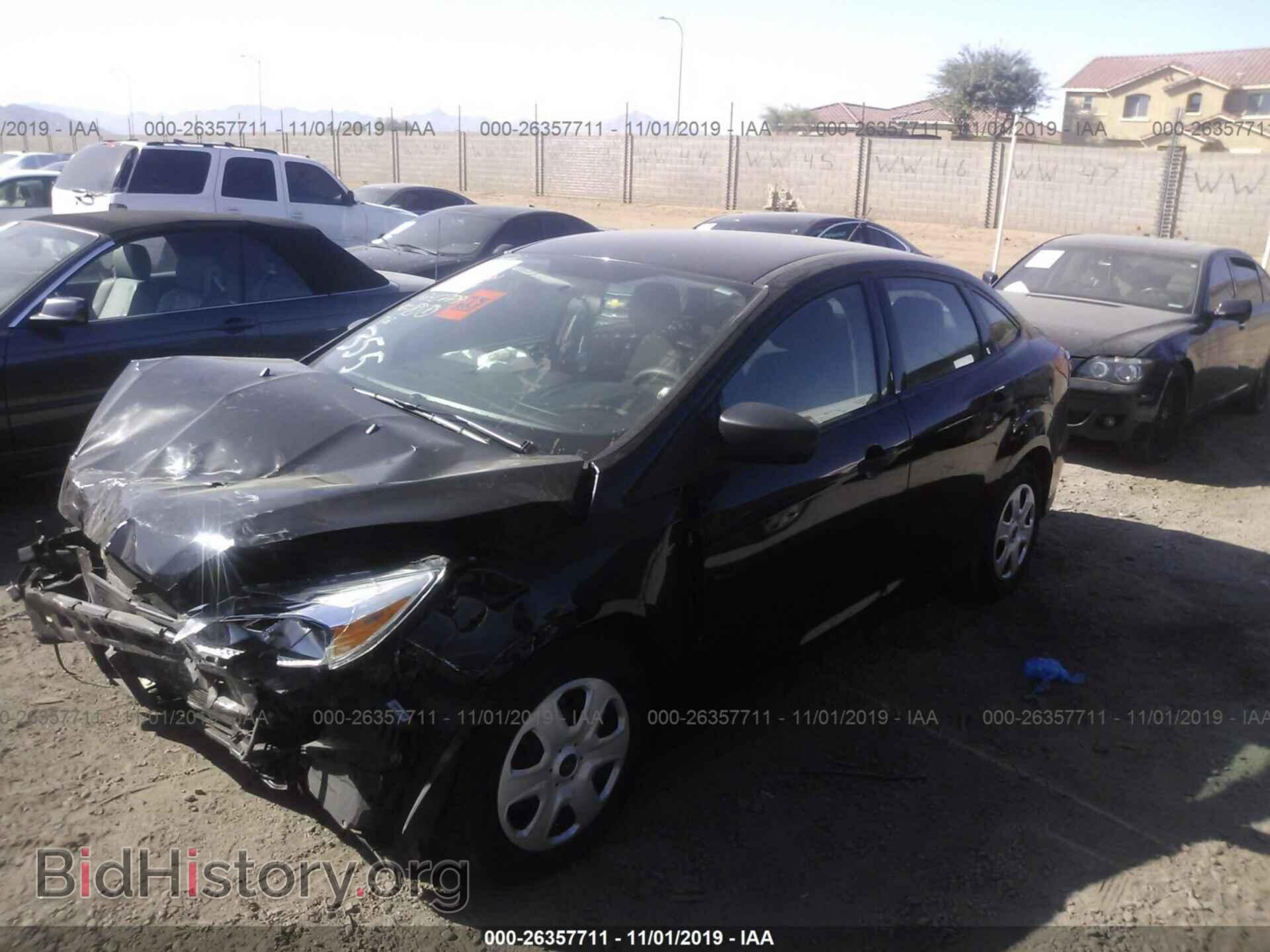 2017 FORD FOCUS - VIN: 1FADP3E22HL245889 - Фото 2