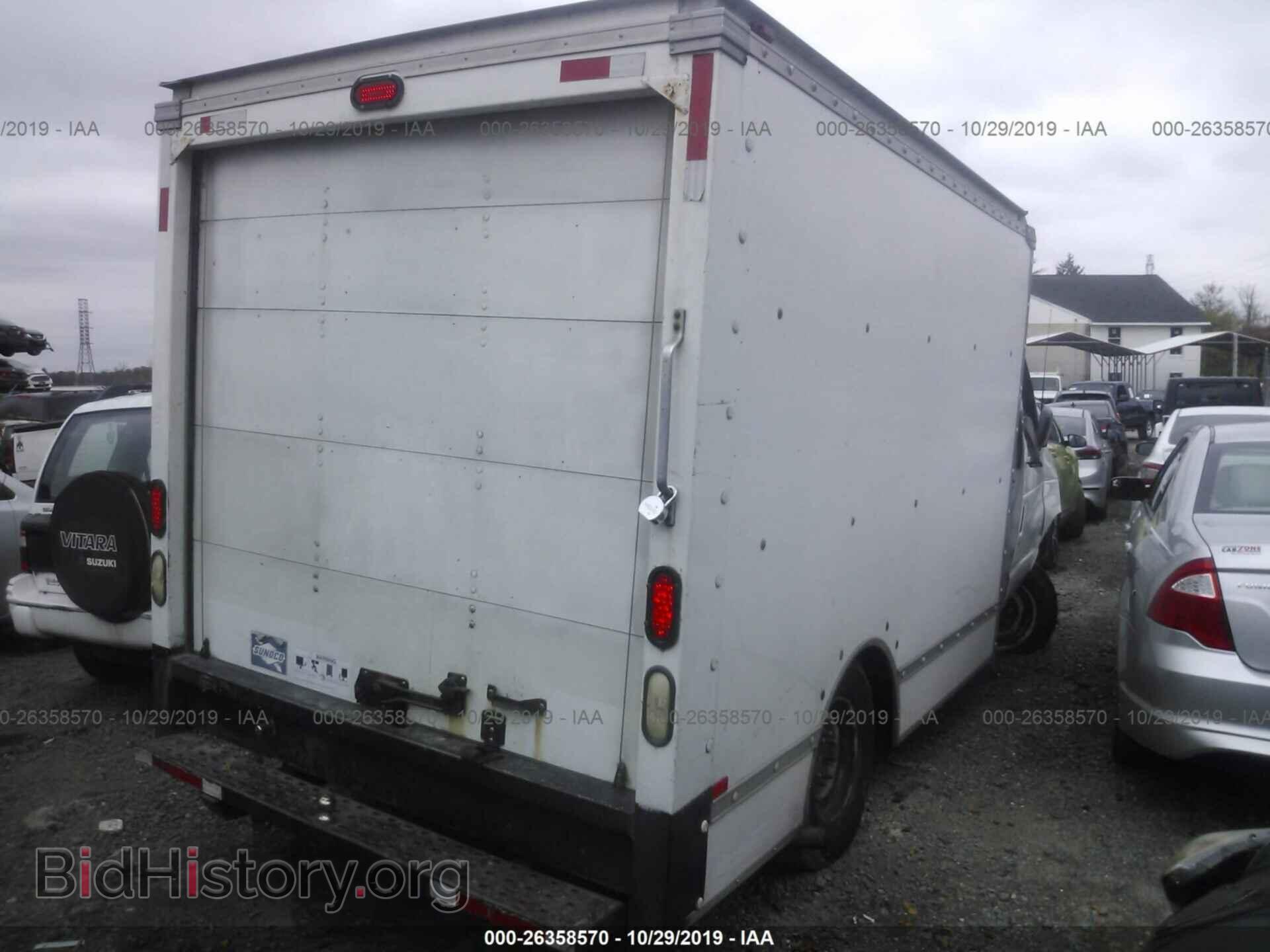 2000 FORD ECONOLINE - VIN: 1FDNE2724YHA81832 - Photo 4
