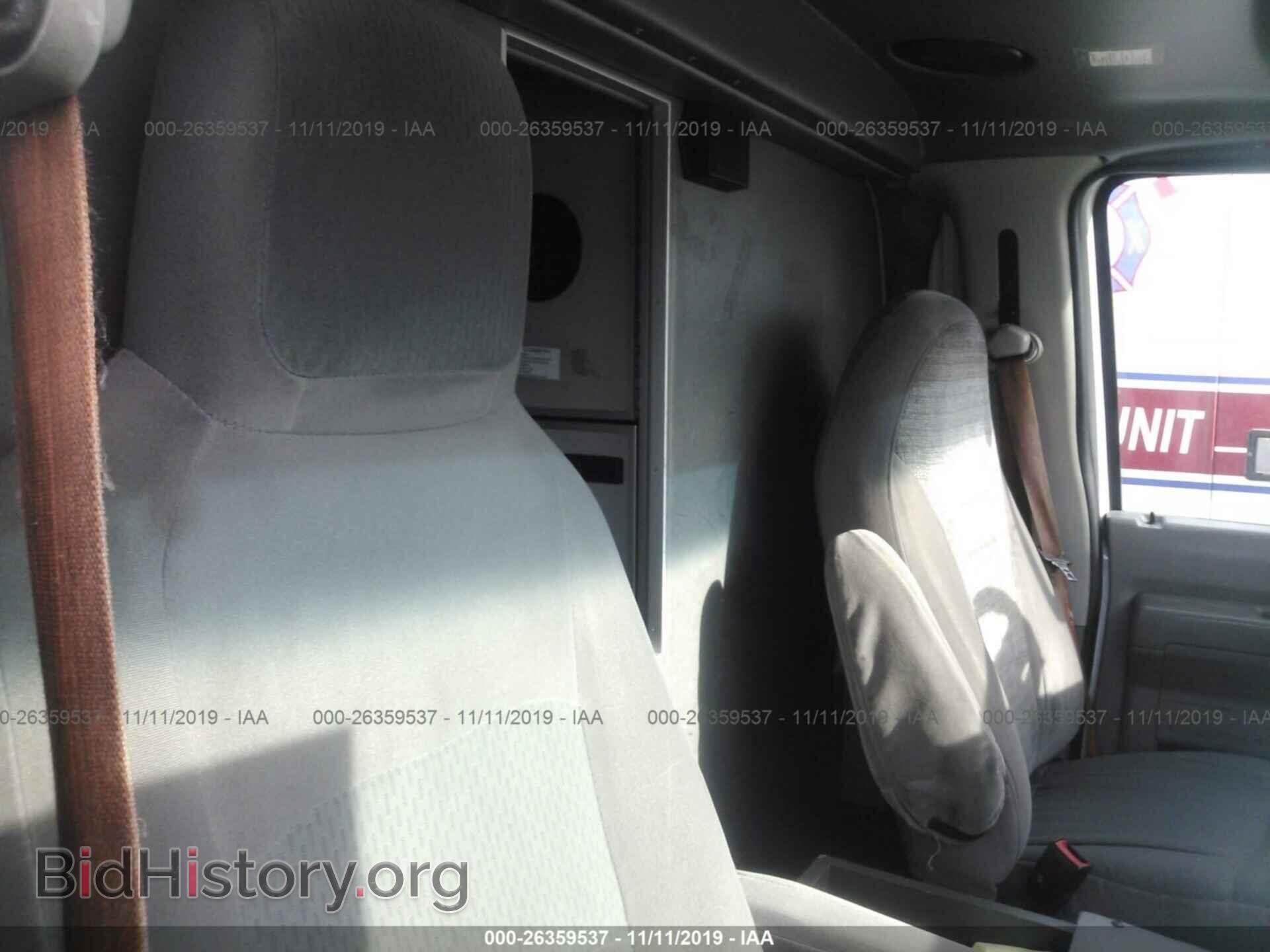 2010 Ford Econoline - VIN: 1FDSS3ES4ADA52722 - Фото 8