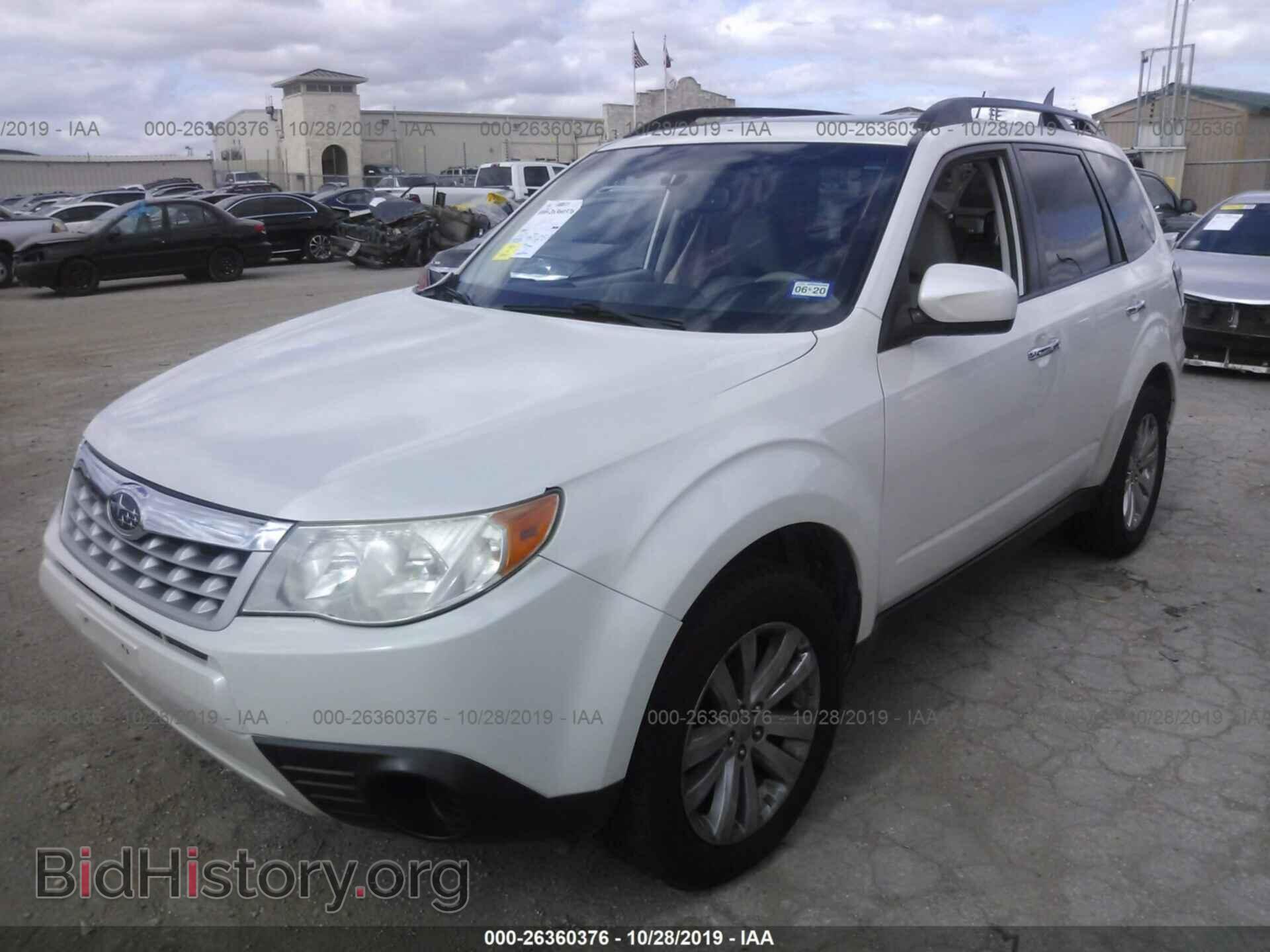 2011 SUBARU FORESTER - VIN: JF2SHBCC0BH730628 - Фото 2
