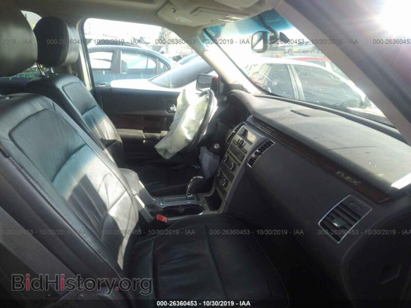 2011 Ford FLEX (VIN 2FMGK5CC7BBD15547) — photo 5 of 11
