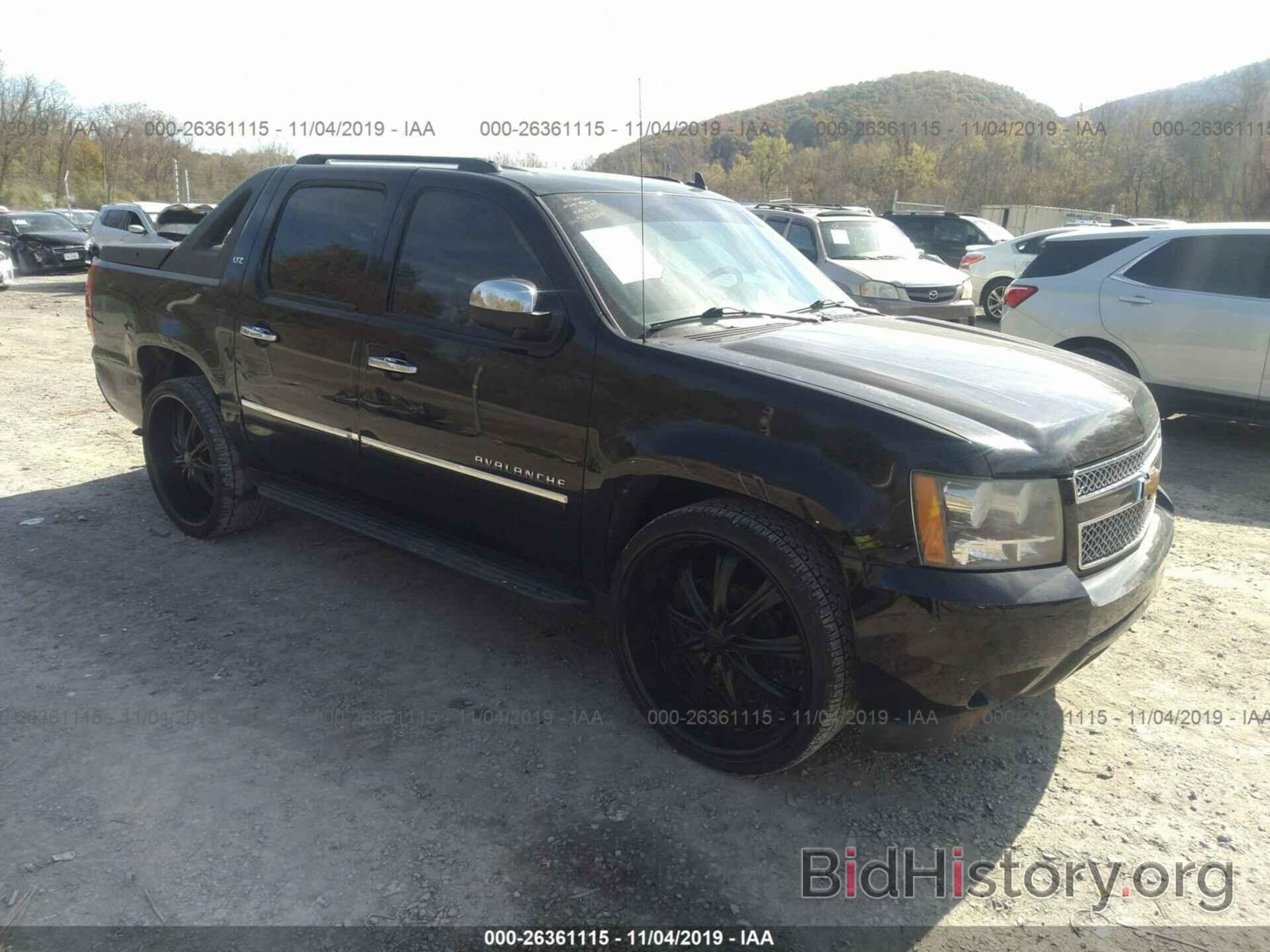 Photo 3GNVKGE07AG283244 - CHEVROLET AVALANCHE 2010