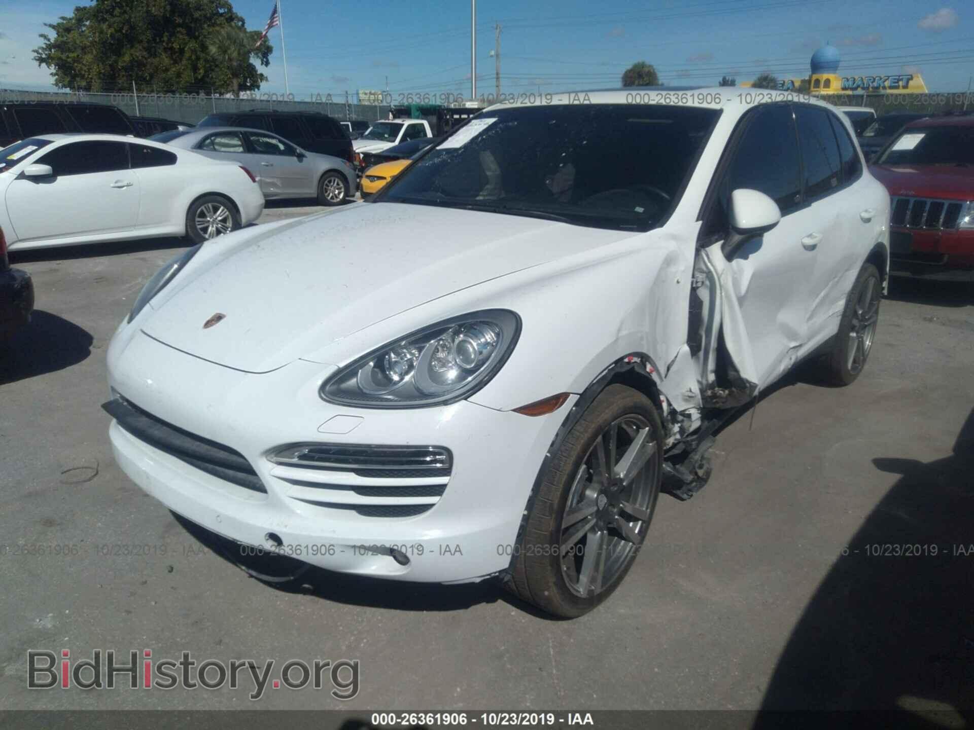 2013 PORSCHE CAYENNE - VIN: WP1AA2A23DLA07041 - Фото 2